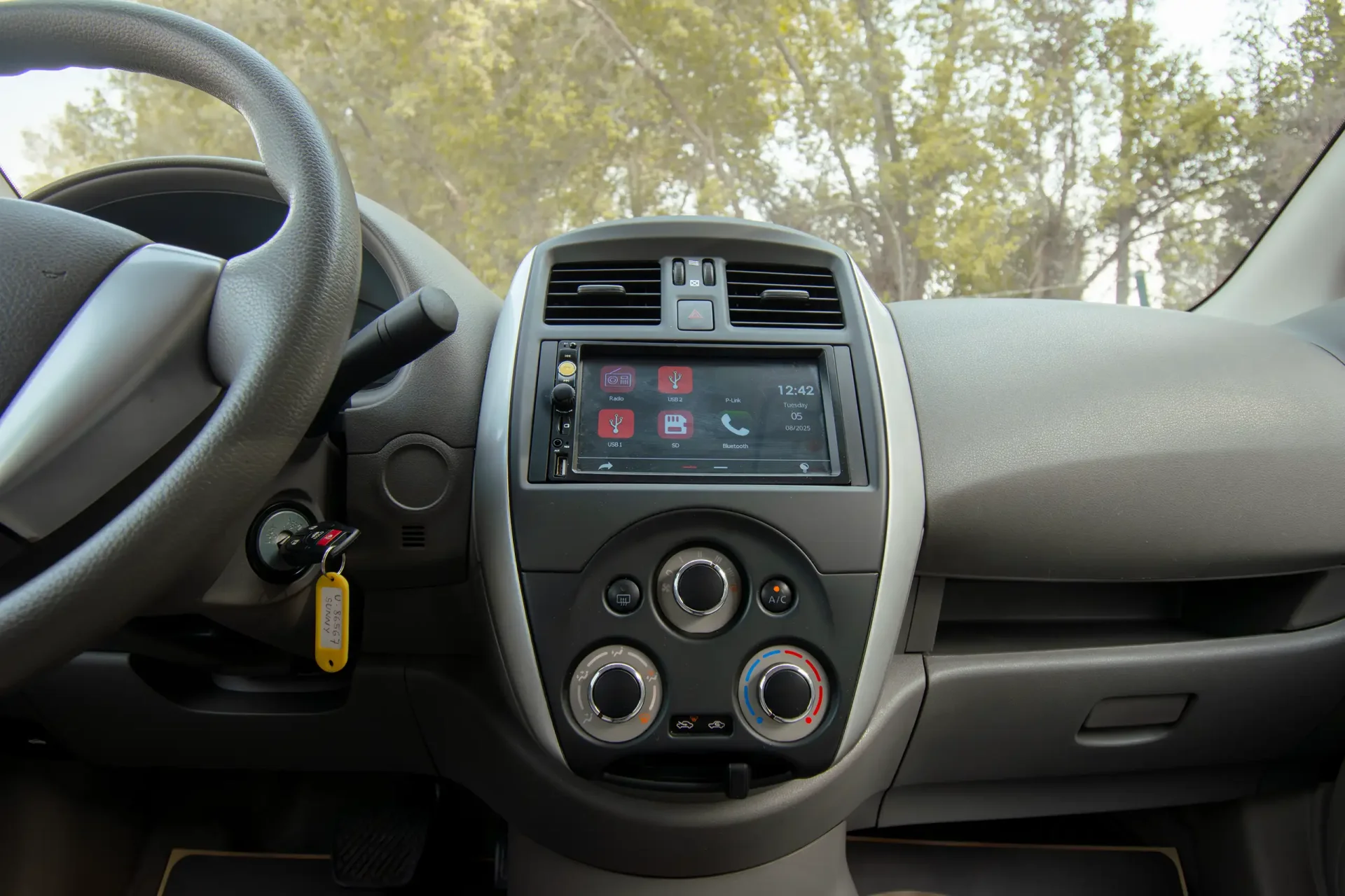Used 2023 Nissan Sunny SV in Silver – Infotainment / Touchscreen System for Sale at First Choice Cars Dubai Sharjah