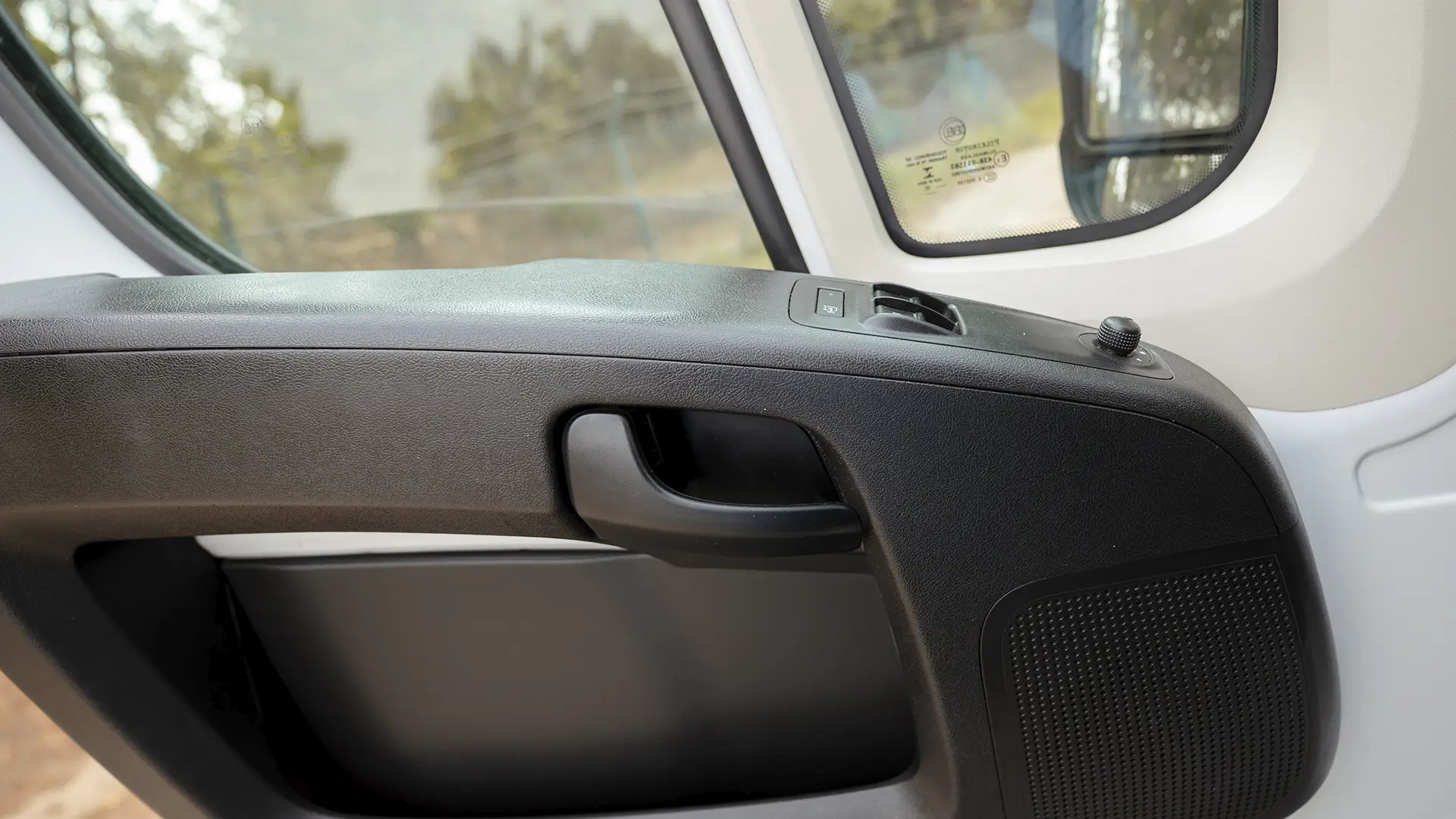Used 2023 Peugeot Boxer L2h2 in White – Driver Door Panel Full View for Sale at First Choice Cars Dubai Sharjah
