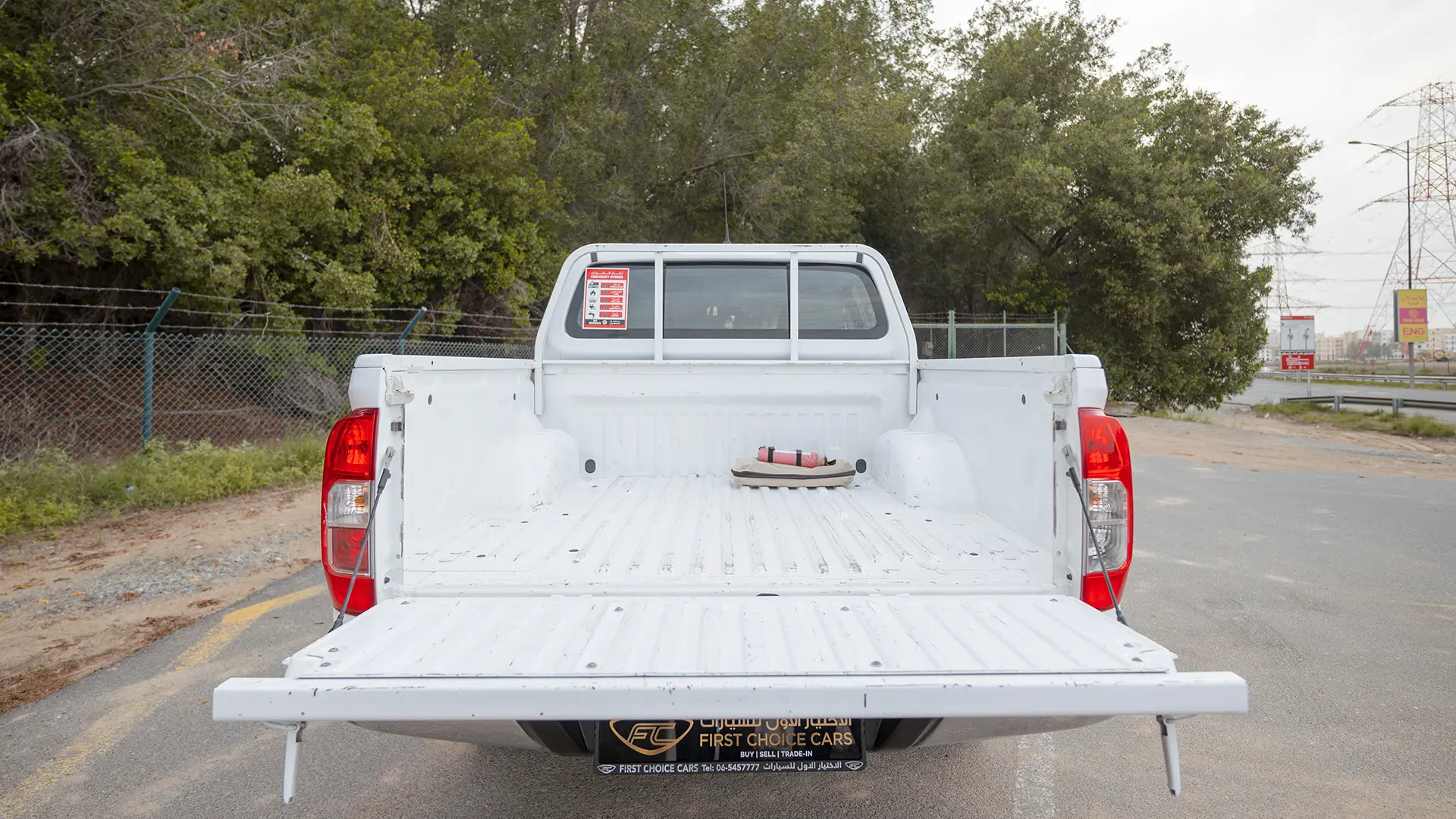 Used 2022 Nissan Navara SE in White – Boot / Trunk Space Open View for Sale at First Choice Cars Dubai Sharjah