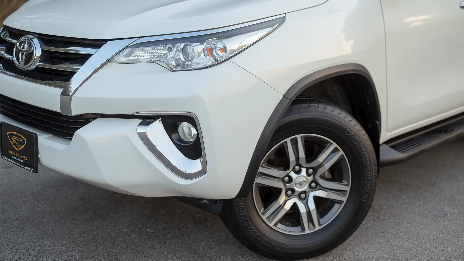 Used 2020 Toyota Fortuner GXR in White – Headlight Close-up for Sale at First Choice Cars Dubai Sharjah