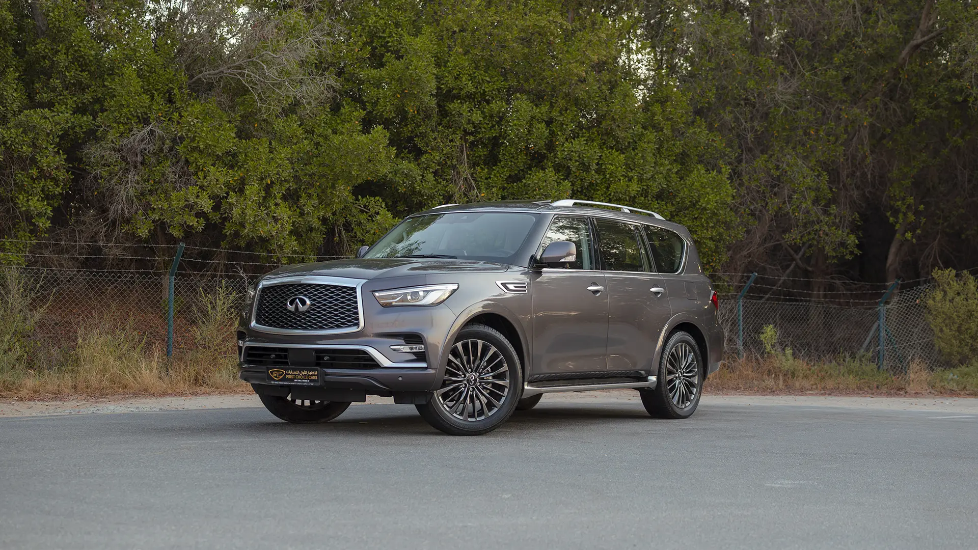 Used 2023 Infiniti QX80 Sensory in Grey – Left Front Diagonal (45°) View for Sale at First Choice Cars Dubai Sharjah
