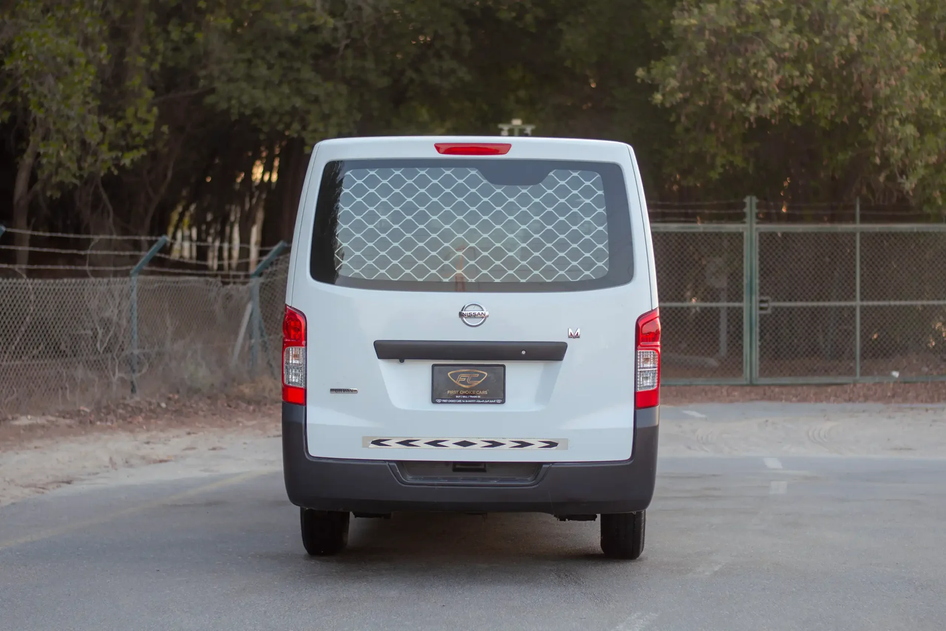 Used 2022 Nissan Urvan Standard Roof in White – Back/Rear View for Sale at First Choice Cars Dubai Sharjah