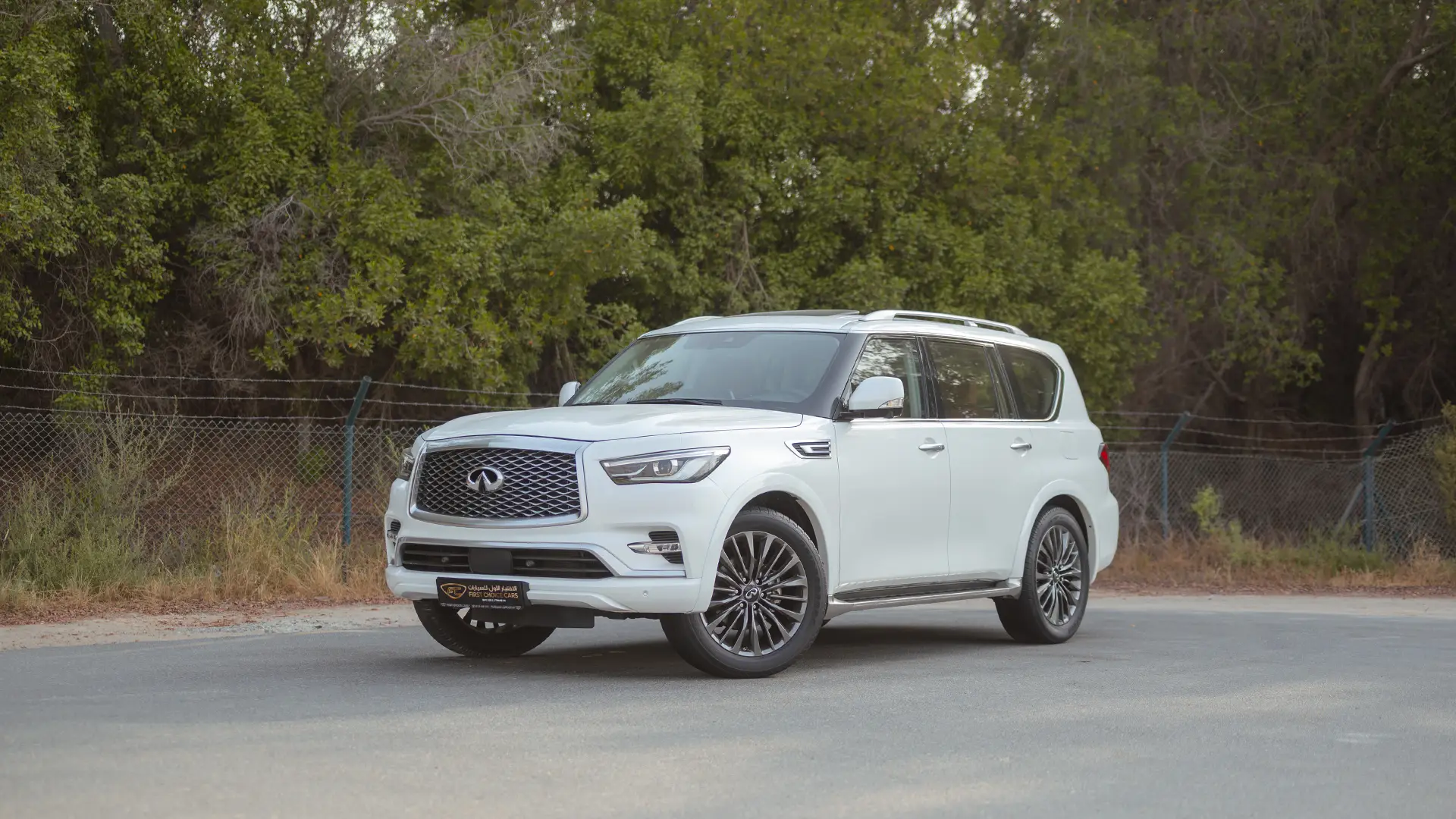Used 2024 Infiniti QX80 Sensory in White – Left Front Diagonal (45°) View for Sale at First Choice Cars Dubai Sharjah