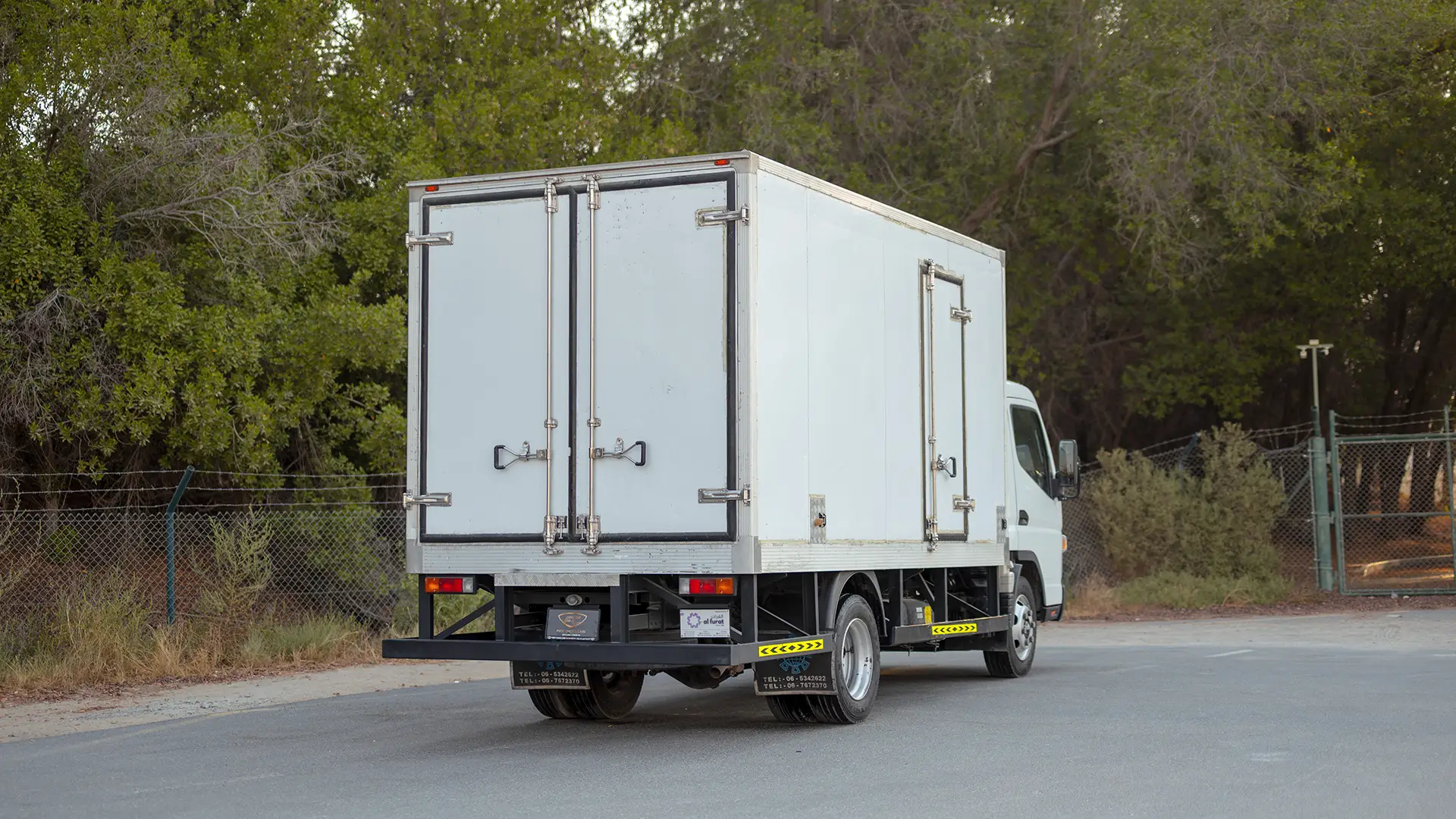 Used 2022 Mitsubishi Canter Chiller Box in White – Right Front Diagonal (45°) View for Sale at First Choice Cars Dubai Sharjah