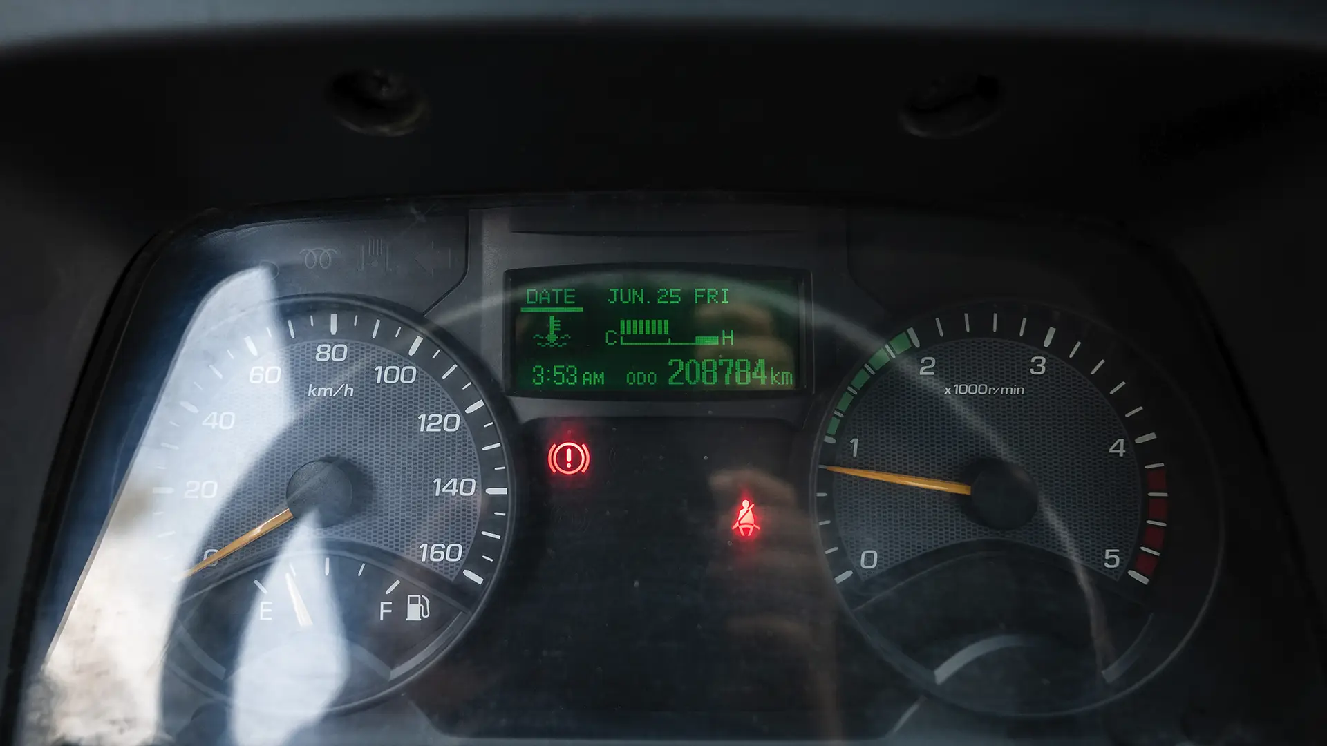 Used 2022 Mitsubishi Canter Chiller Box in White – Odometer / Mileage Reading View for Sale at First Choice Cars Dubai Sharjah
