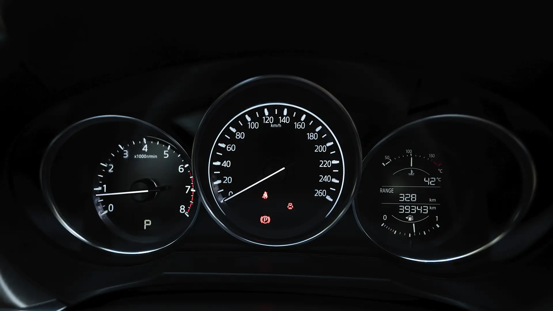 Used 2025 Mazda 6 Pure in Grey – Odometer / Mileage Reading View for Sale at First Choice Cars Dubai Sharjah