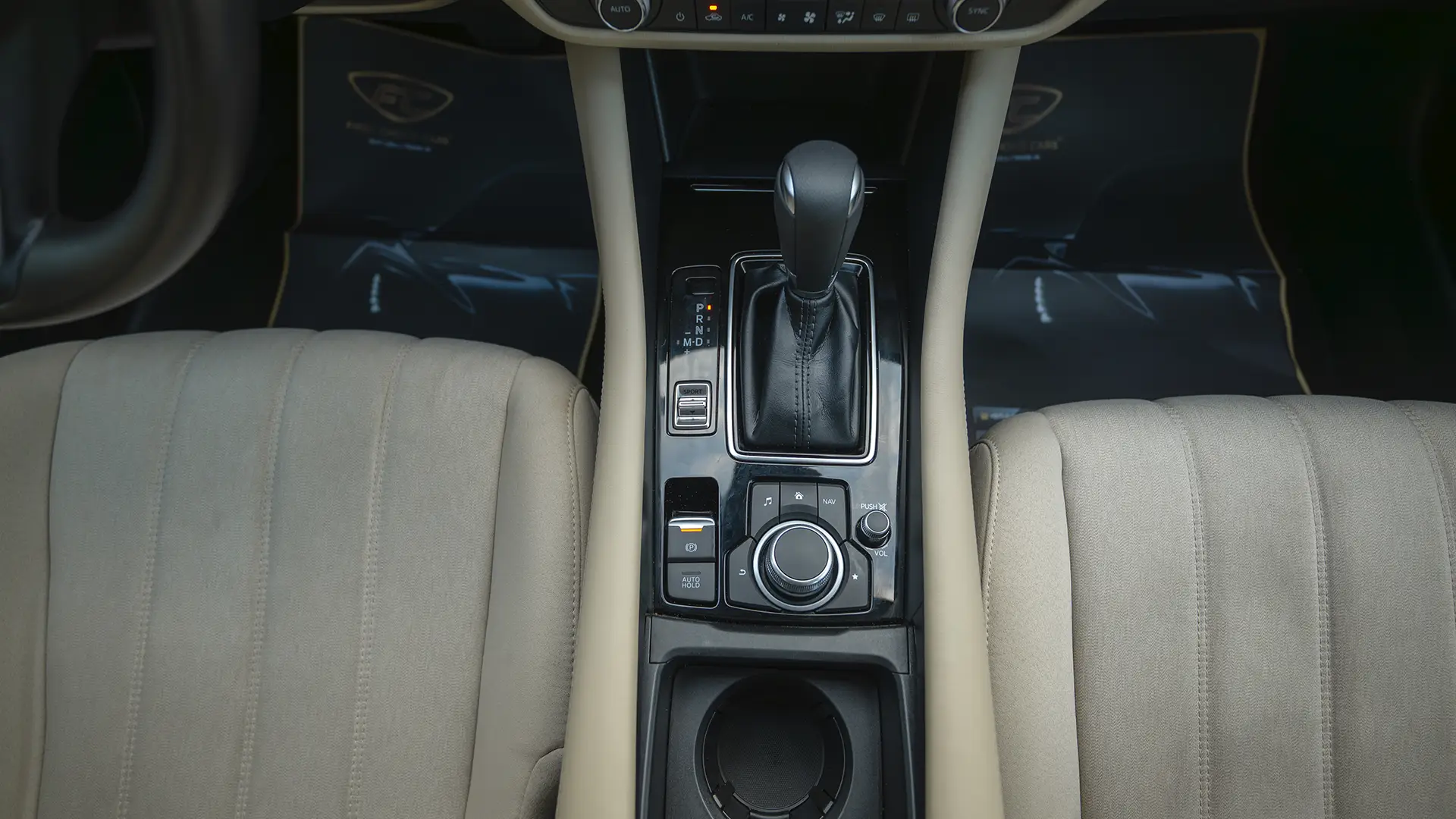 Used 2025 Mazda 6 Pure in Grey – Center Console & Gear Shifter for Sale at First Choice Cars Dubai Sharjah