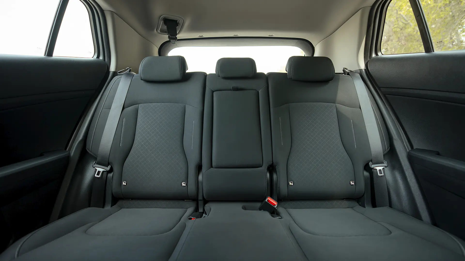 Used 2023 Kia Sportage LX in Silver – Rear Seat View for Sale at First Choice Cars Dubai Sharjah