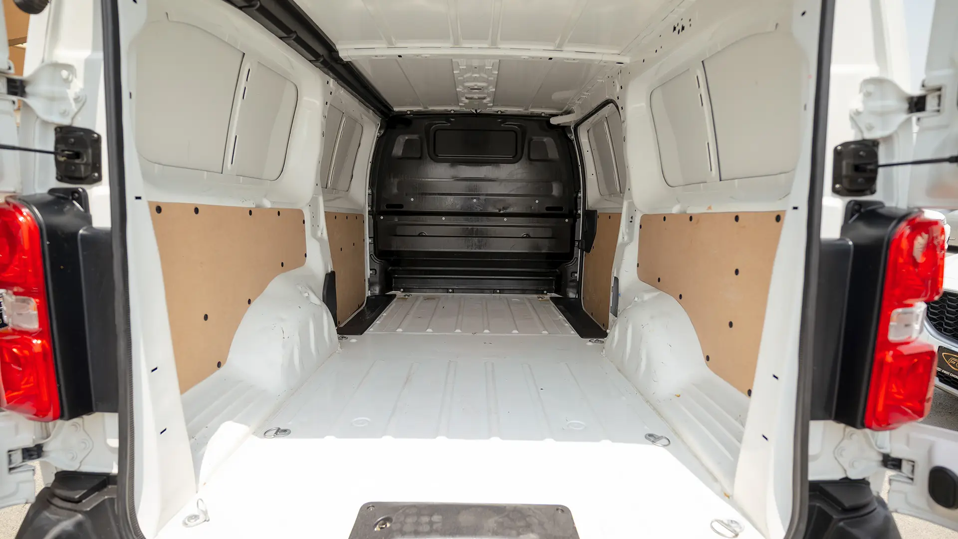 Used 2022 Peugeot Expert L3 in White – Delivery Box Rear Opening View for Sale at First Choice Cars Dubai Sharjah