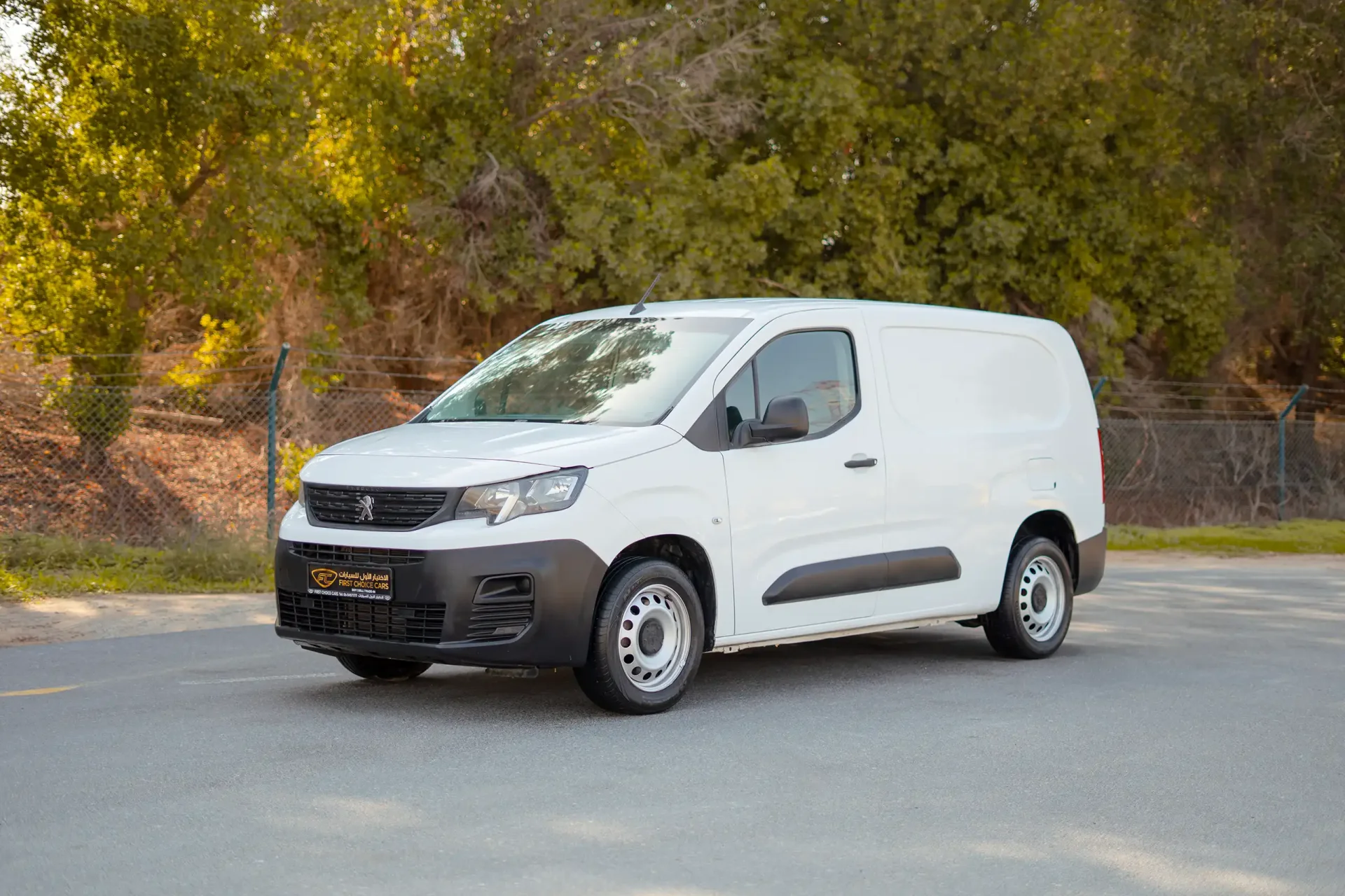 Used 2020 Peugeot Partner Standard in White – Left Front Diagonal (45°) View for Sale at First Choice Cars Dubai Sharjah