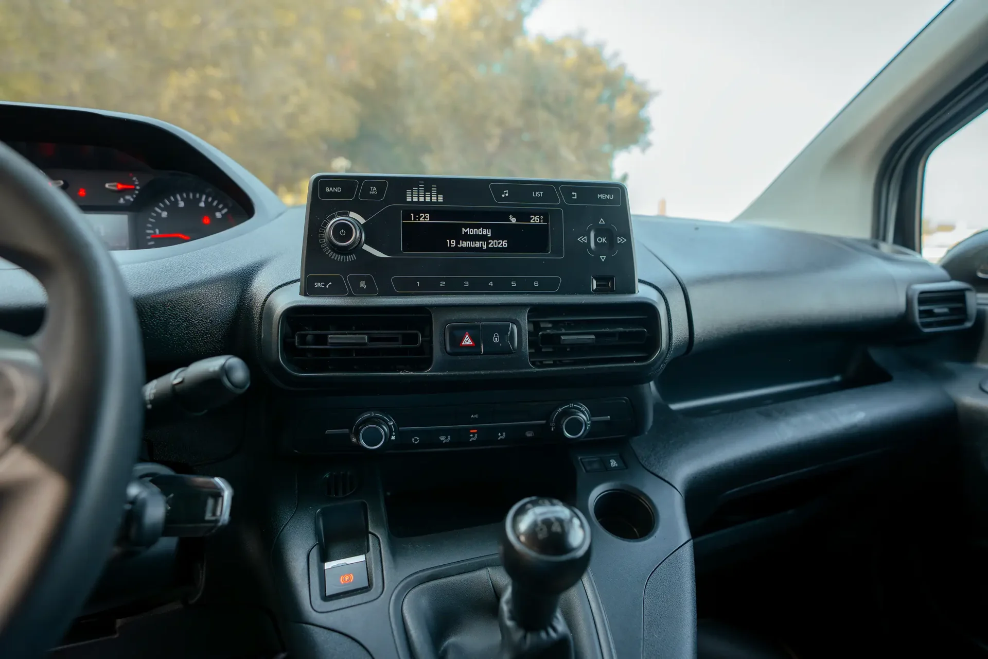Used 2020 Peugeot Partner Standard in White – Infotainment / Touchscreen System for Sale at First Choice Cars Dubai Sharjah