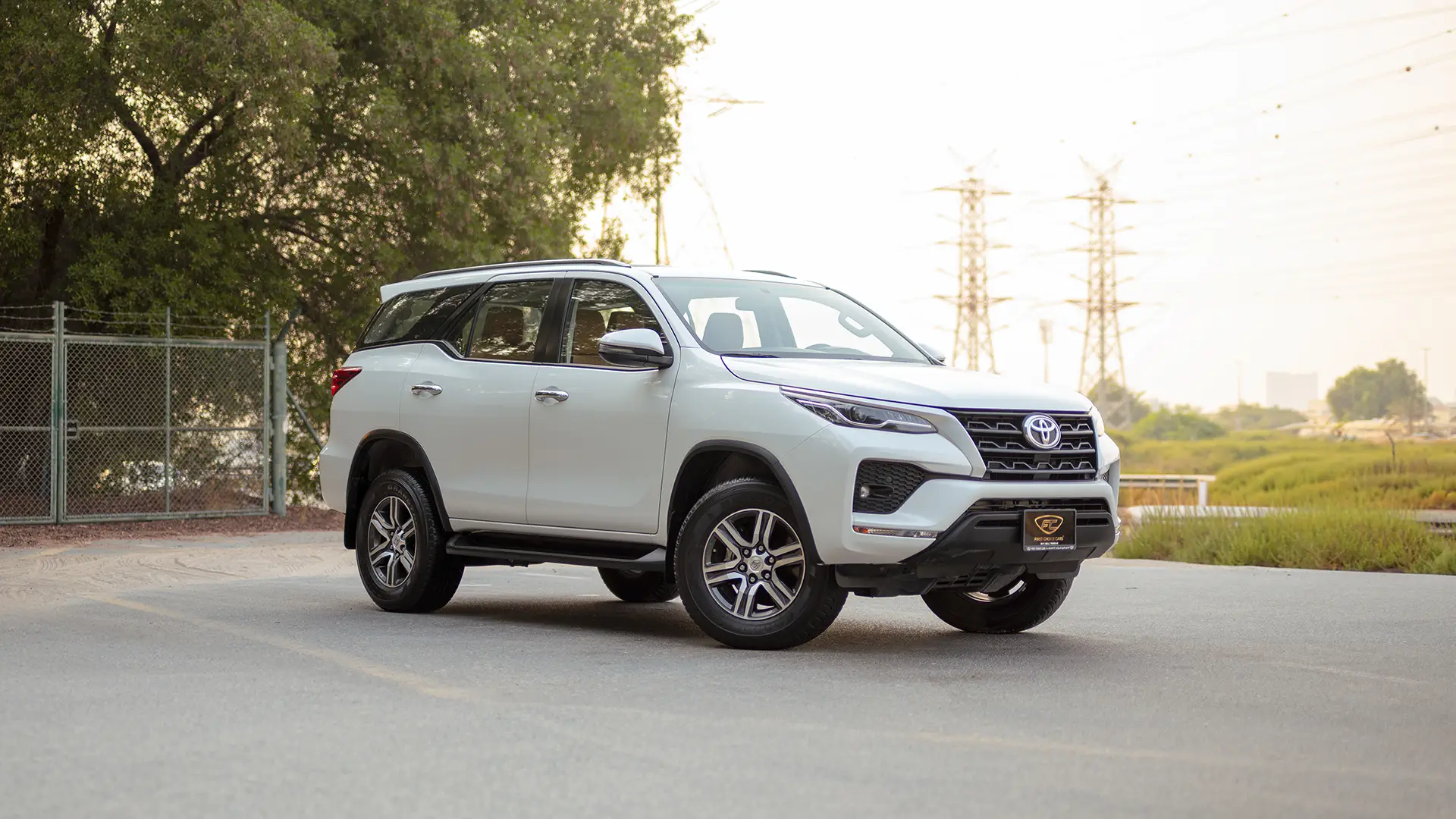 Used 2025 Toyota Fortuner EXR in White – Right Front Diagonal (45°) View for Sale at First Choice Cars Dubai Sharjah