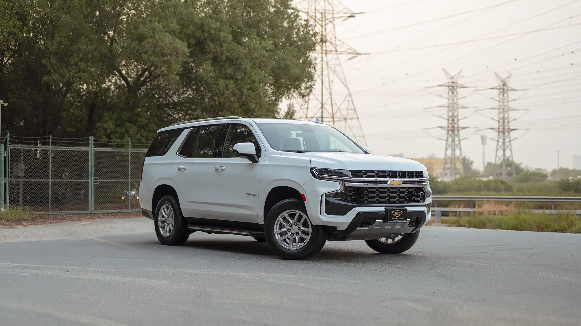 Used 2024 Chevrolet Tahoe LS in White – Right Front Diagonal (45°) View for Sale at First Choice Cars Dubai Sharjah