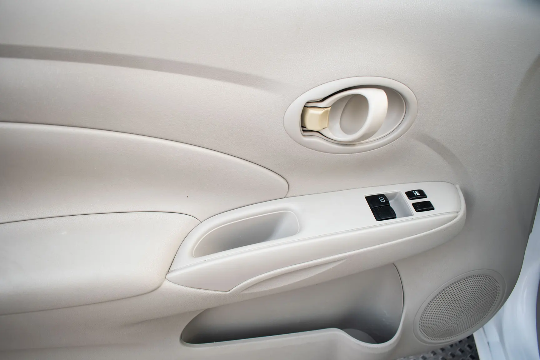 Used 2018 Nissan Sunny S White – Driver Door Panel Full View at First Choice Cars Sharjah