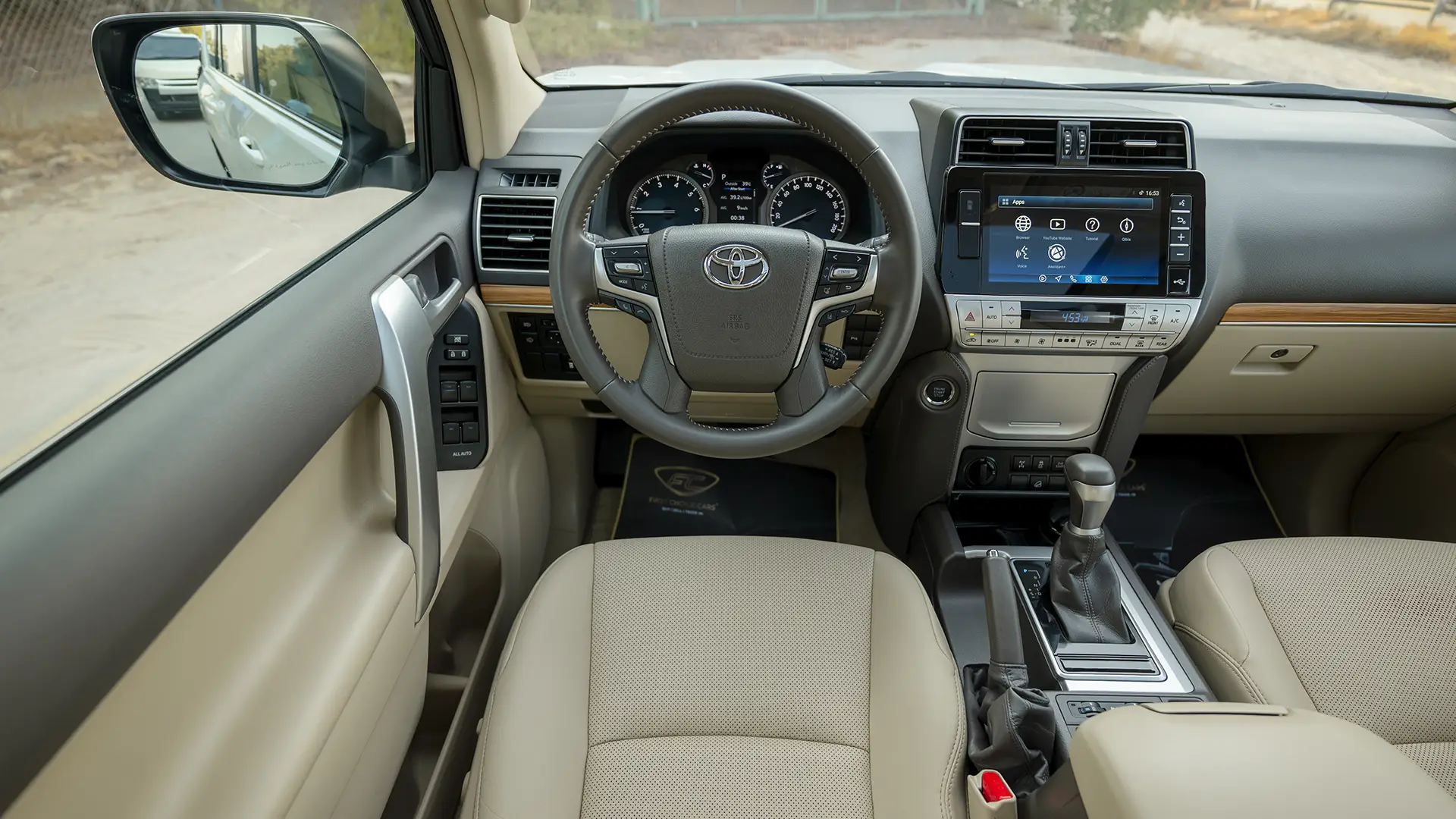 Used 2023 Toyota Prado VXR in White – Steering Wheel & Instrument Cluster for Sale at First Choice Cars Dubai Sharjah