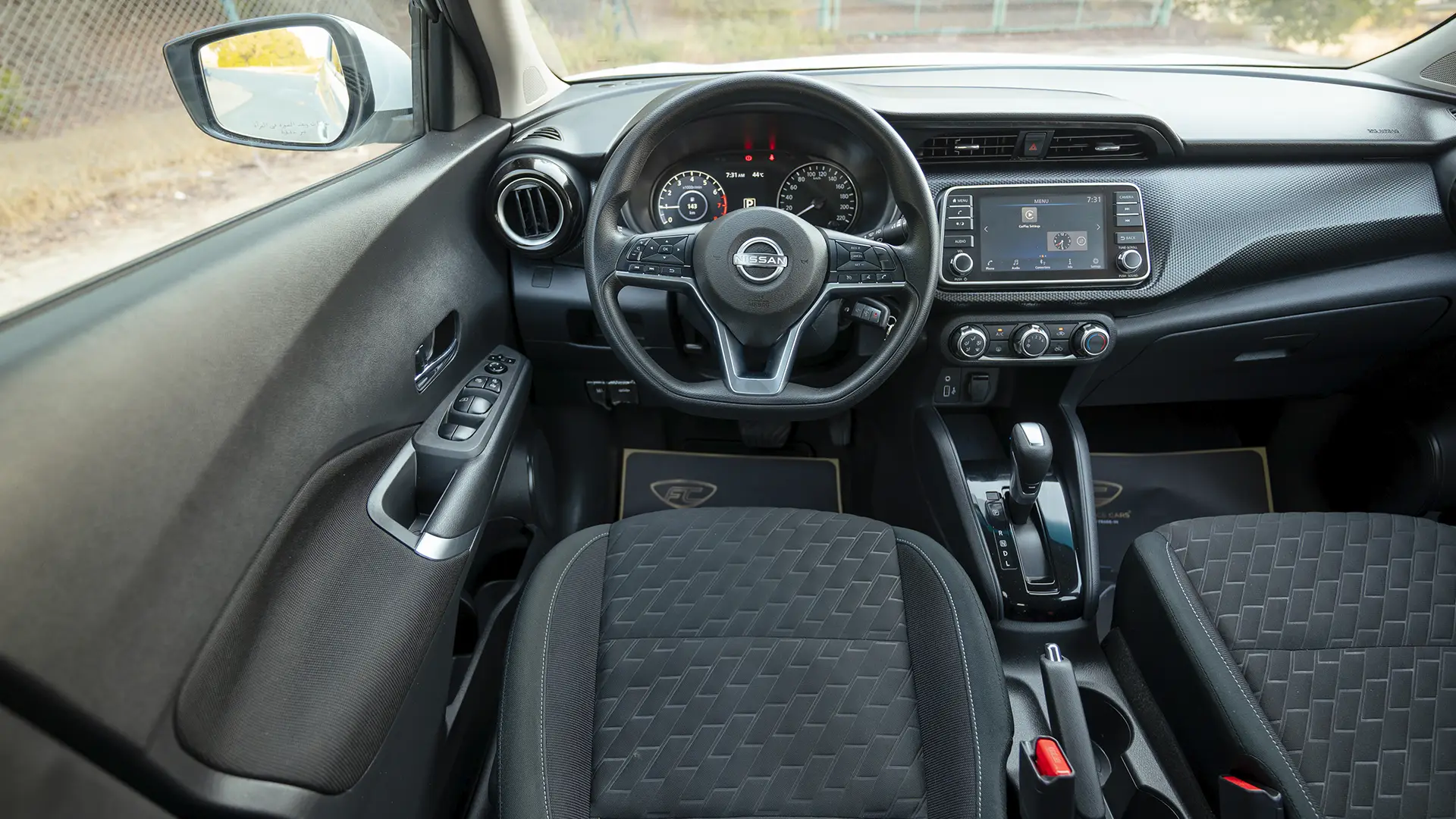 Used 2024 Nissan Kicks SV in White – Steering Wheel & Instrument Cluster for Sale at First Choice Cars Dubai Sharjah