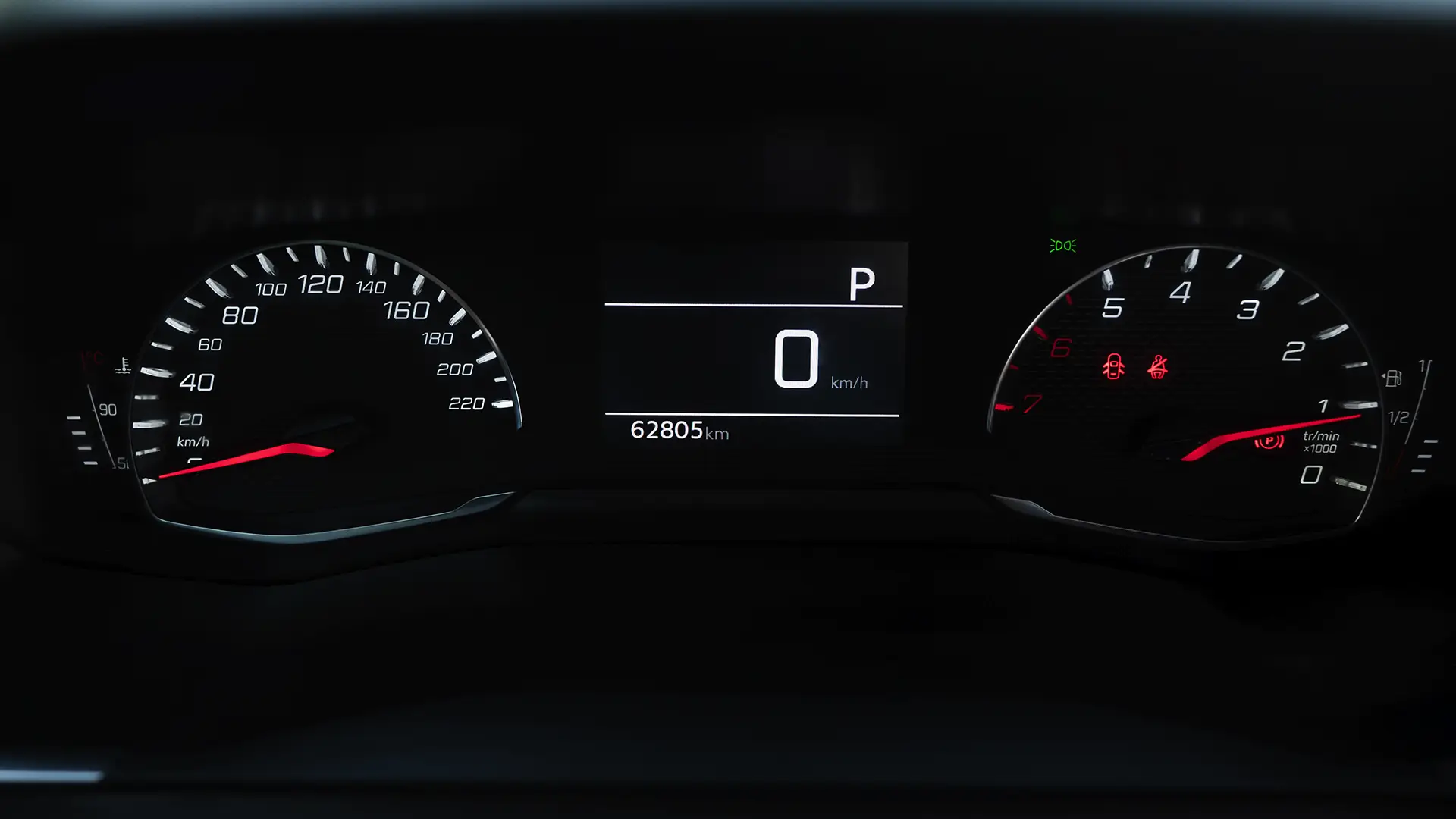 Used 2023 Peugeot 2008 Allure in Silver – Odometer / Mileage Reading View for Sale at First Choice Cars Dubai Sharjah