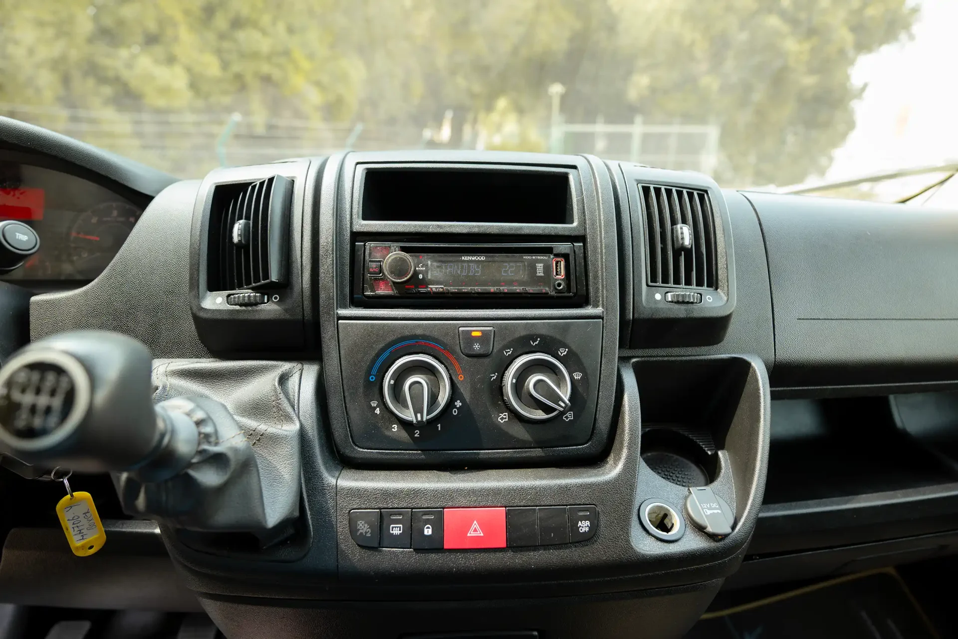 Used 2022 Peugeot Boxer L2H2 in White – Infotainment / Touchscreen System for Sale at First Choice Cars Dubai Sharjah