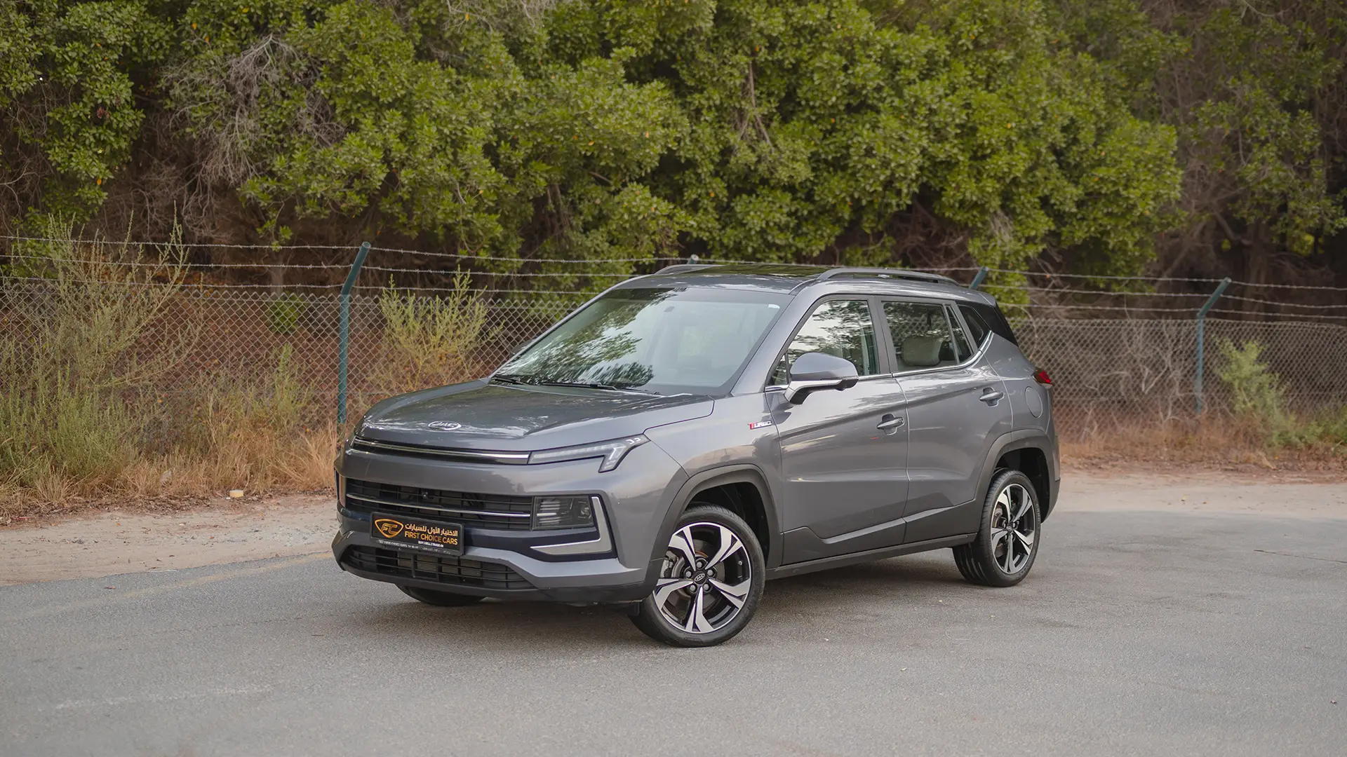 Used 2023 JAC JS4 Intelligent in Grey – Left Front Diagonal (45°) View for Sale at First Choice Cars Dubai Sharjah