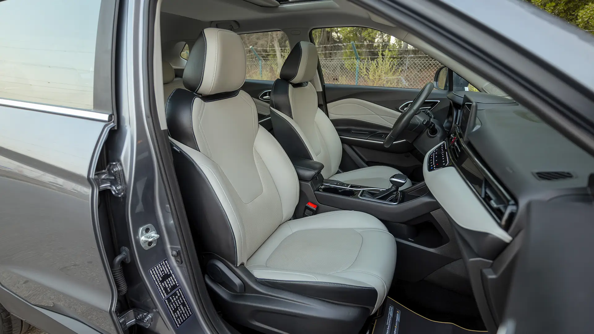 Used 2023 JAC JS4 Intelligent in Grey – Front Passenger Side Cabin View for Sale at First Choice Cars Dubai Sharjah