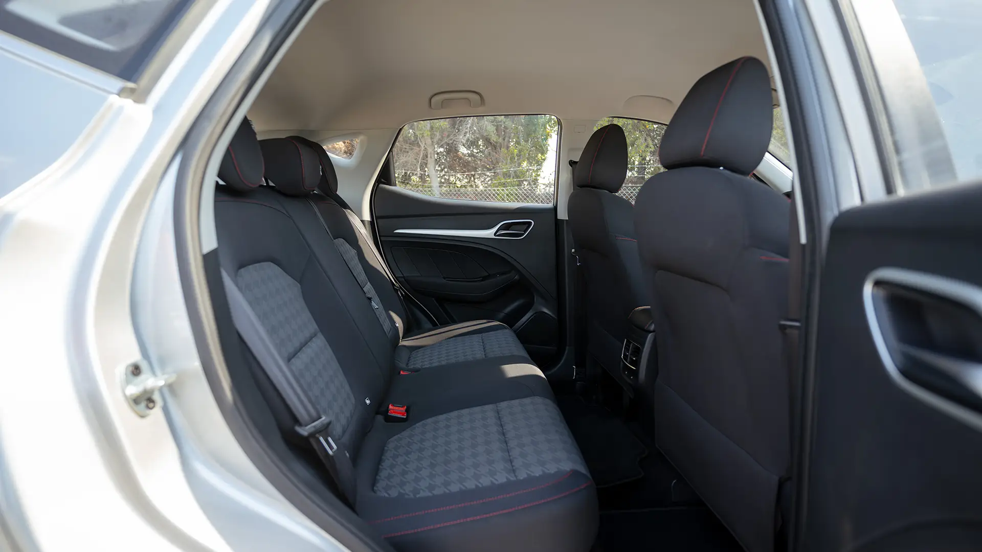 Used 2024 MG ZS Comfort in Silver – Rear Passenger Side Cabin View for Sale at First Choice Cars Dubai Sharjah