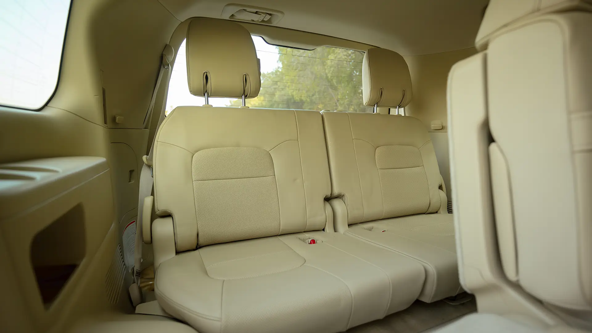 Used 2017 Toyota Land Cruiser GXR in White – Third Row Right Seat View for Sale at First Choice Cars Dubai Sharjah