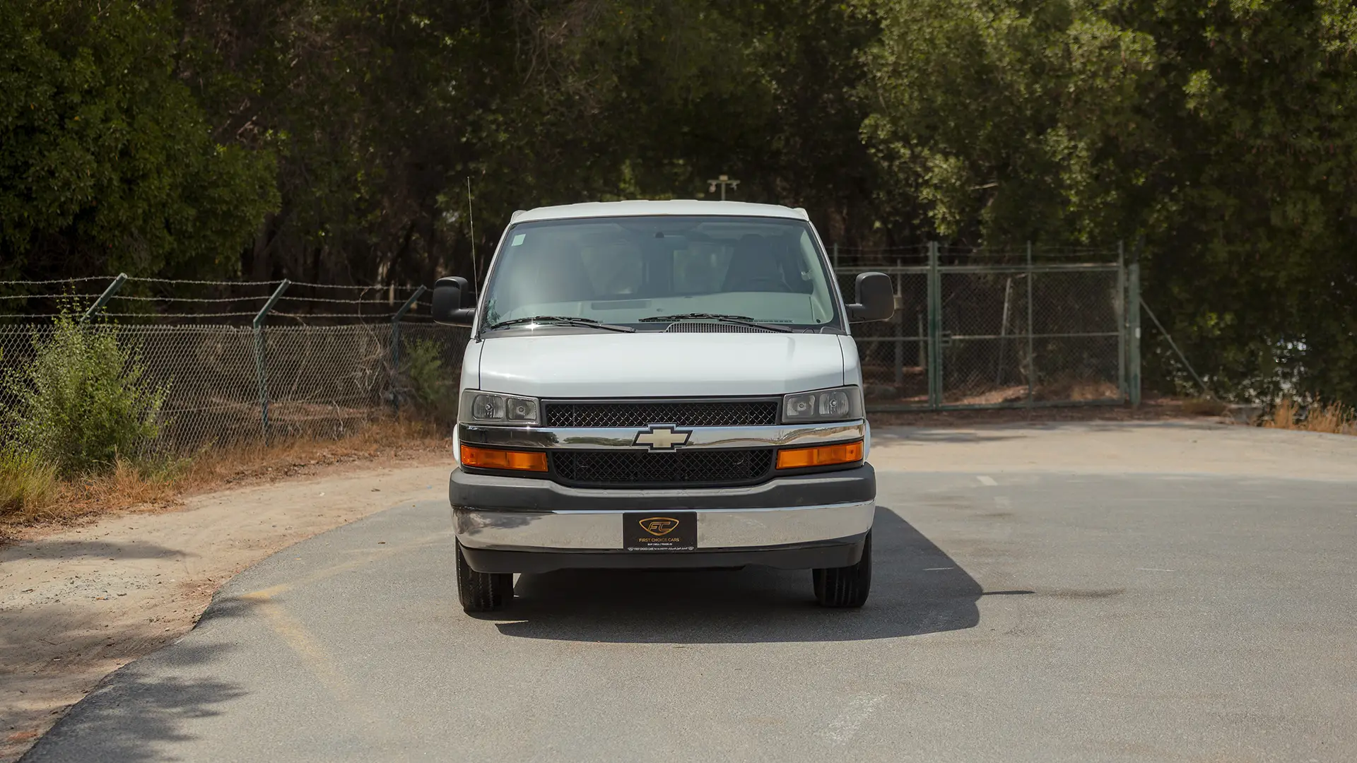 Used 2020 Chevrolet Express LS in White – Front View for Sale at First Choice Cars Dubai Sharjah