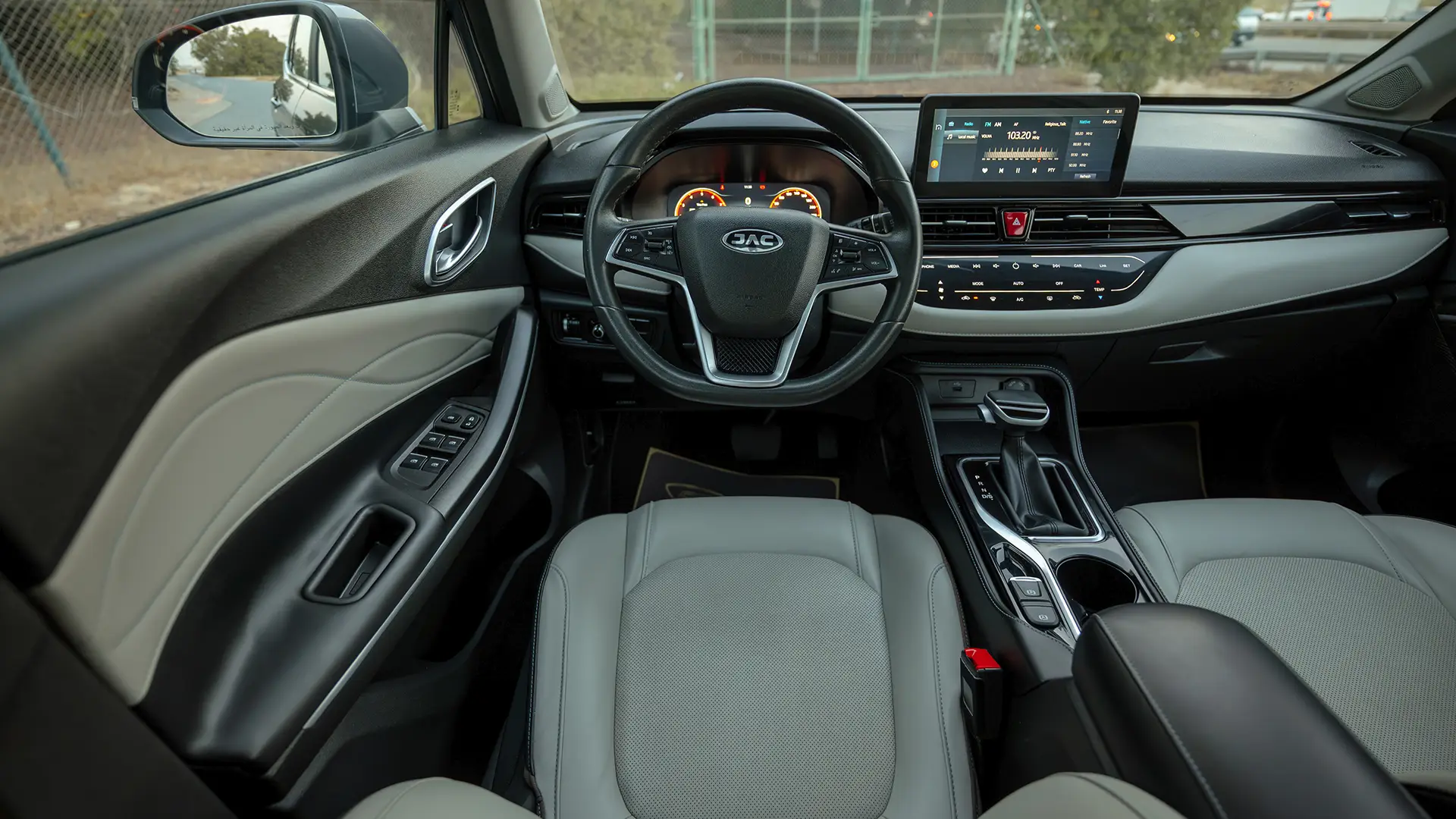 Used 2023 JAC JS4 Intelligent in Grey – Steering Wheel & Instrument Cluster for Sale at First Choice Cars Dubai Sharjah