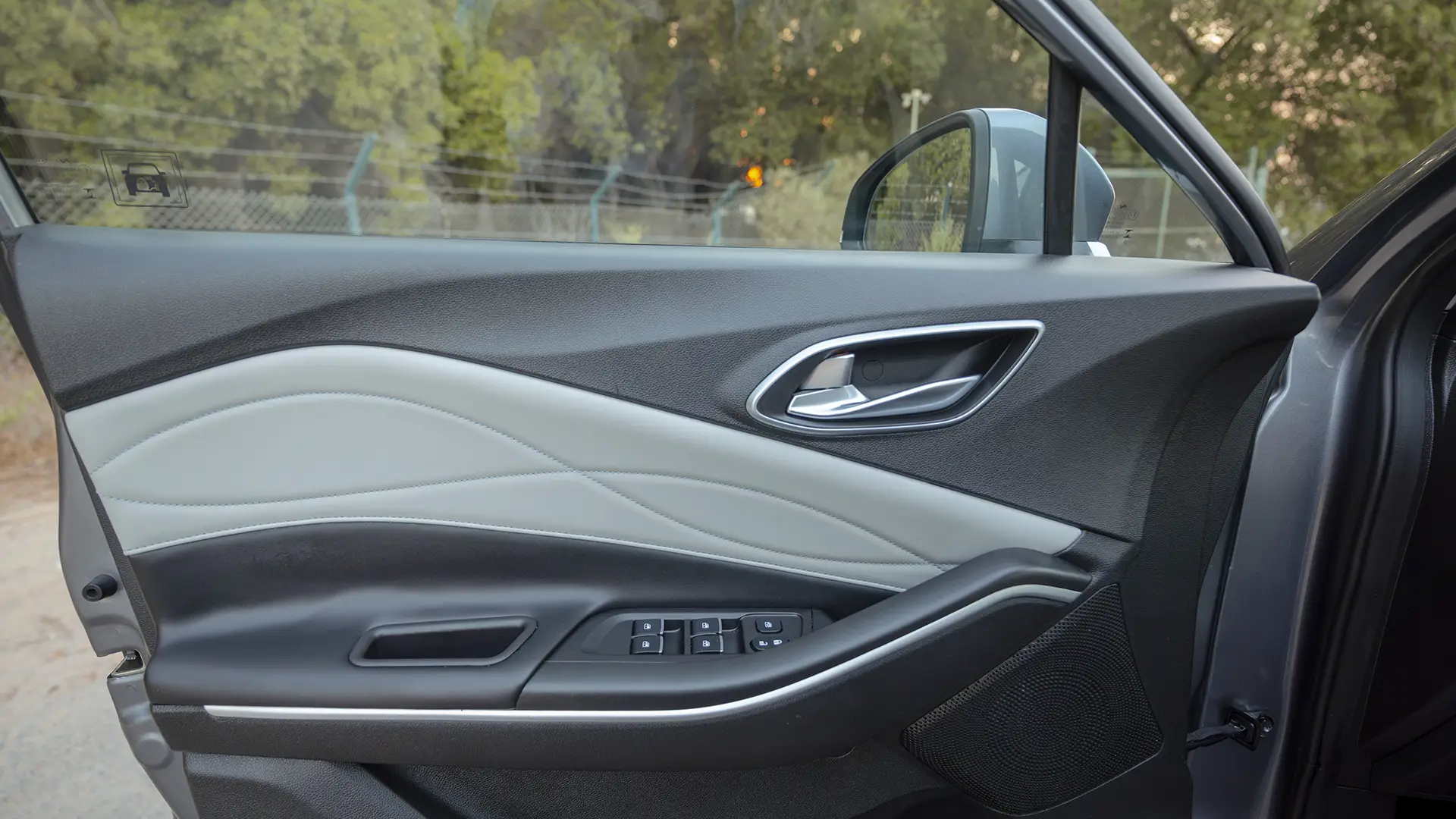 Used 2023 JAC JS4 Intelligent in Grey – Driver Door Panel Full View for Sale at First Choice Cars Dubai Sharjah