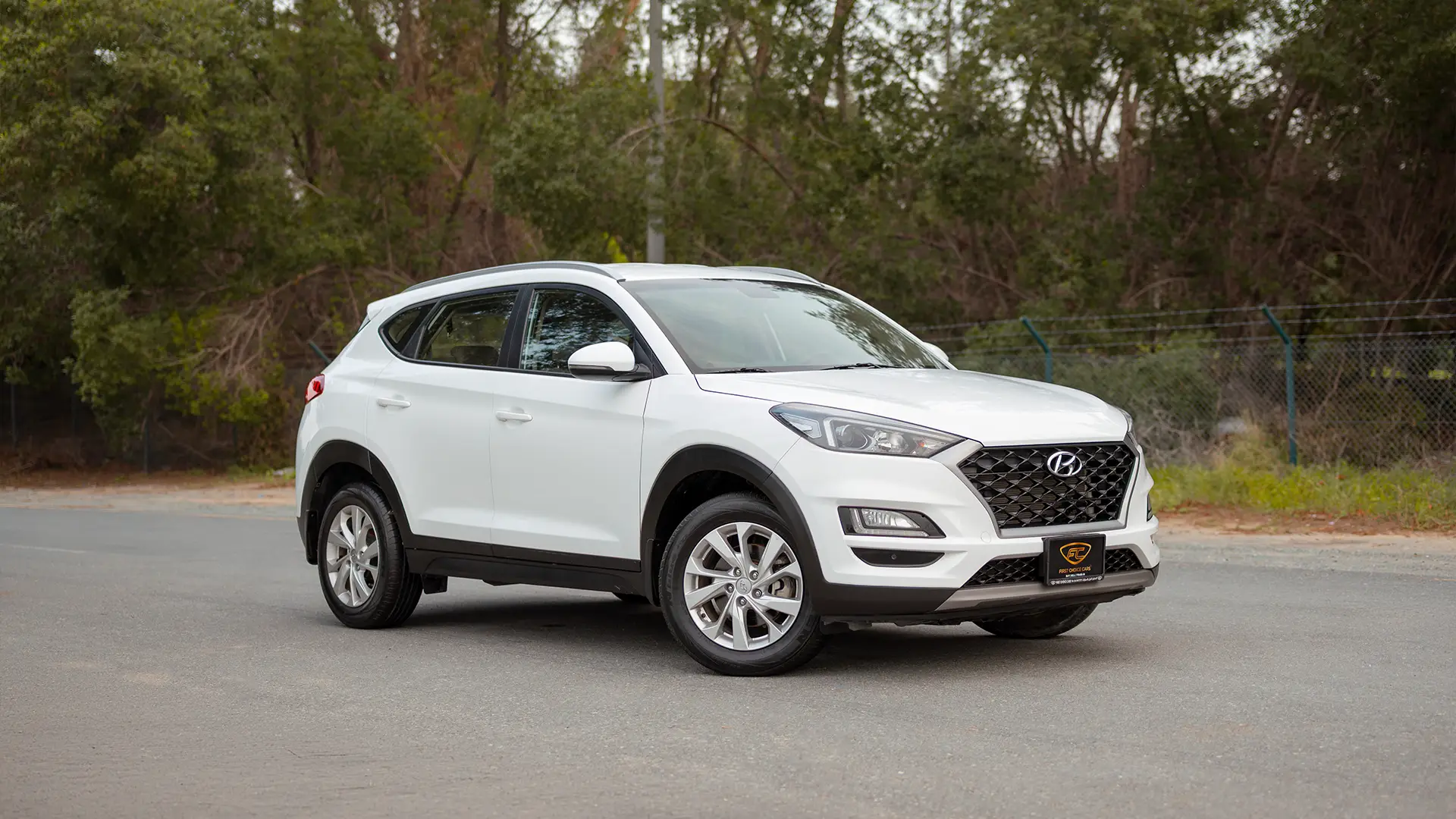 Used 2020 Hyundai Tucson GLS in White – Right Front Diagonal (45°) View for Sale at First Choice Cars Dubai Sharjah