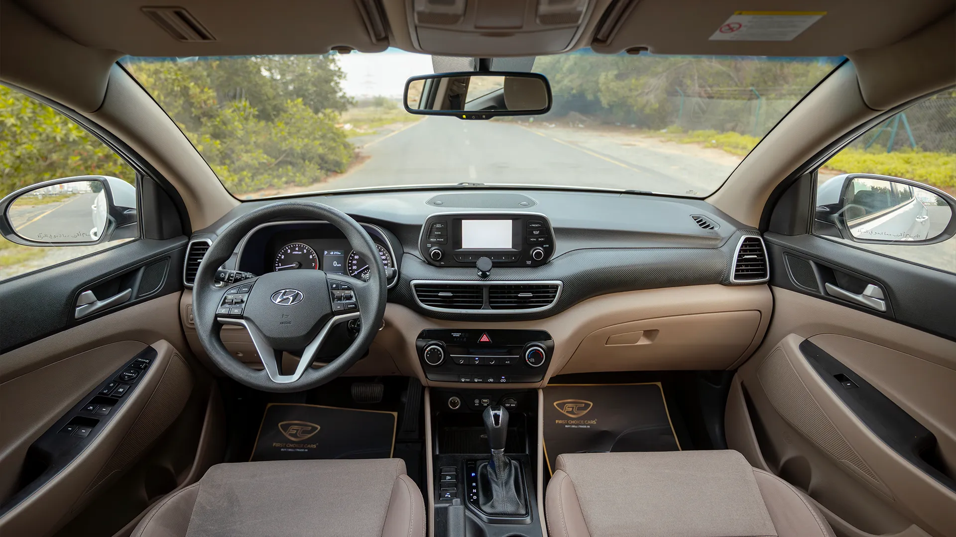 Used 2020 Hyundai Tucson GLS in White – Front Cabin / Dashboard Full View for Sale at First Choice Cars Dubai Sharjah