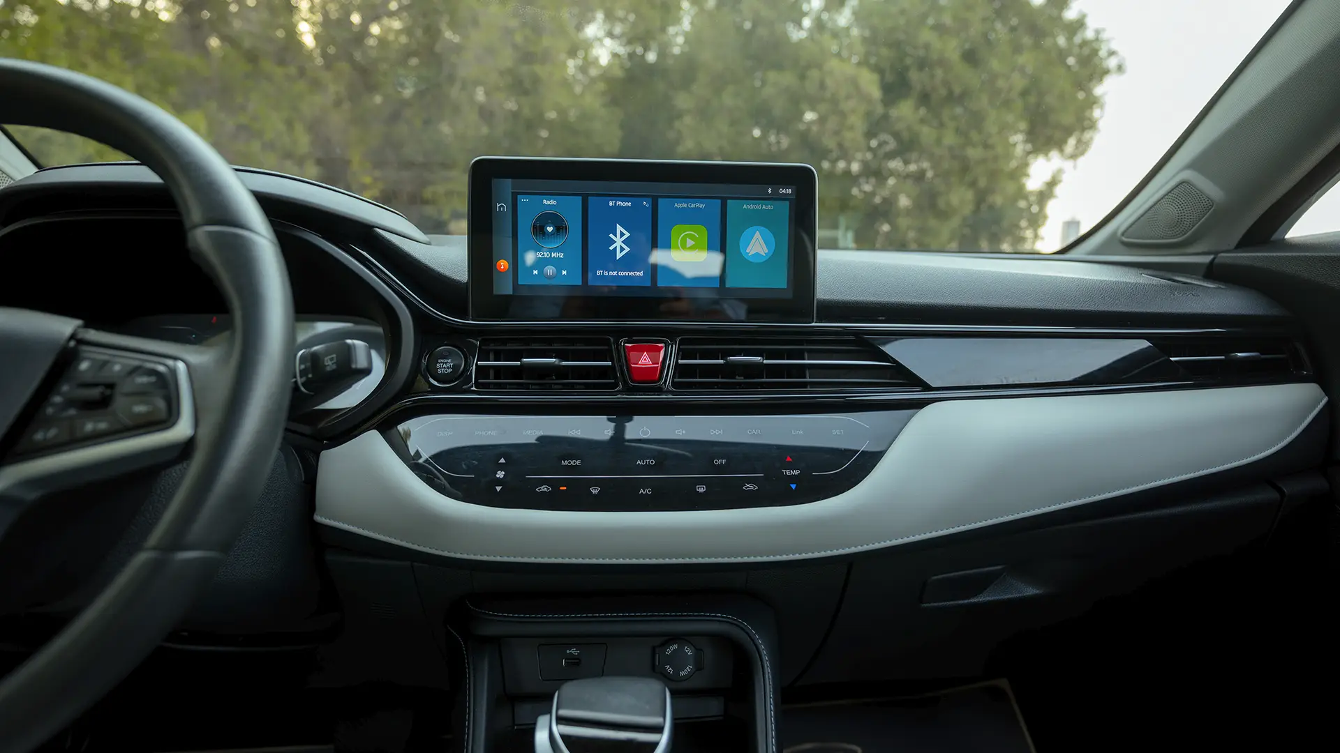 Used 2023 JAC JS4 Intelligent in Blue – Infotainment / Touchscreen System for Sale at First Choice Cars Dubai Sharjah