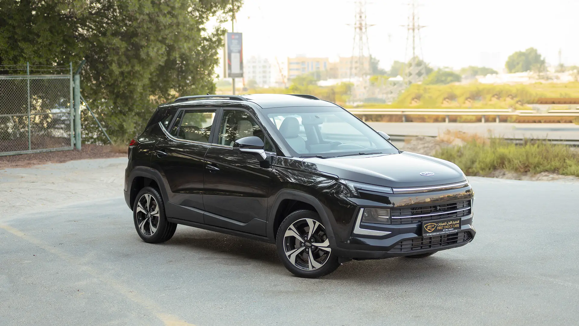 Used 2023 JAC JS4 Intelligent in Black – Right Front Diagonal (45°) View for Sale at First Choice Cars Dubai Sharjah