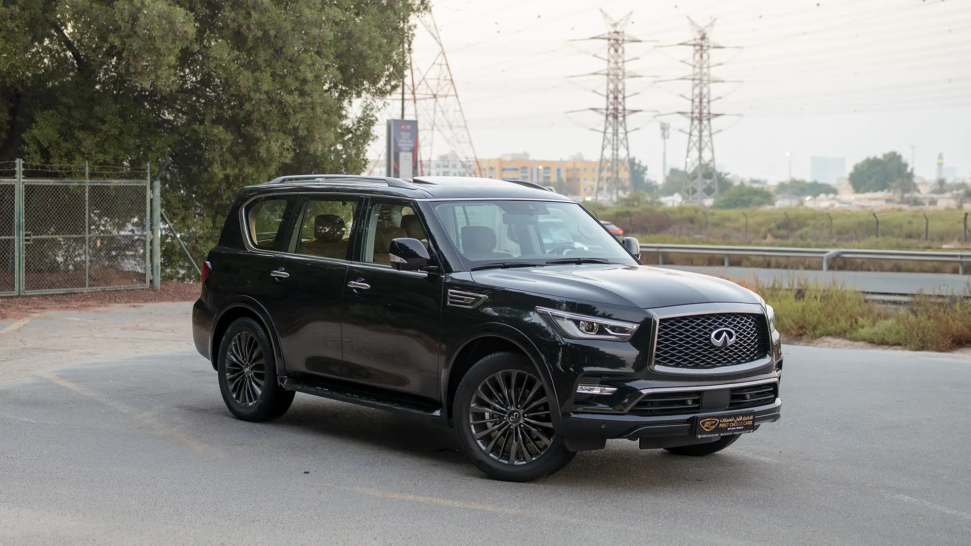 Used 2021 Infiniti QX80 Sensory in Black – Right Front Diagonal (45°) View for Sale at First Choice Cars Dubai Sharjah