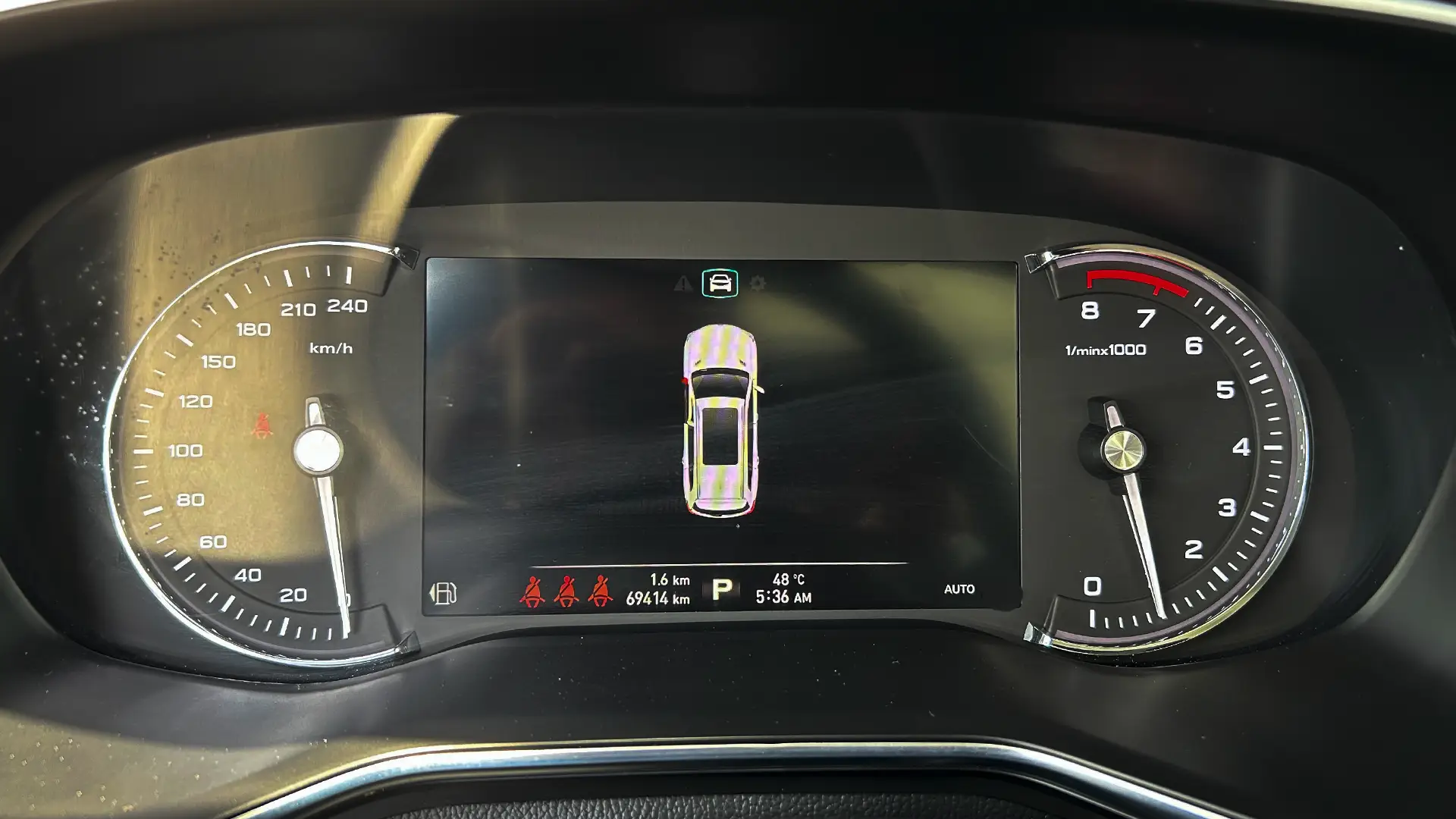 Used 2021 MG RX8 Luxury in White – Odometer / Mileage Reading View for Sale at First Choice Cars Dubai Sharjah