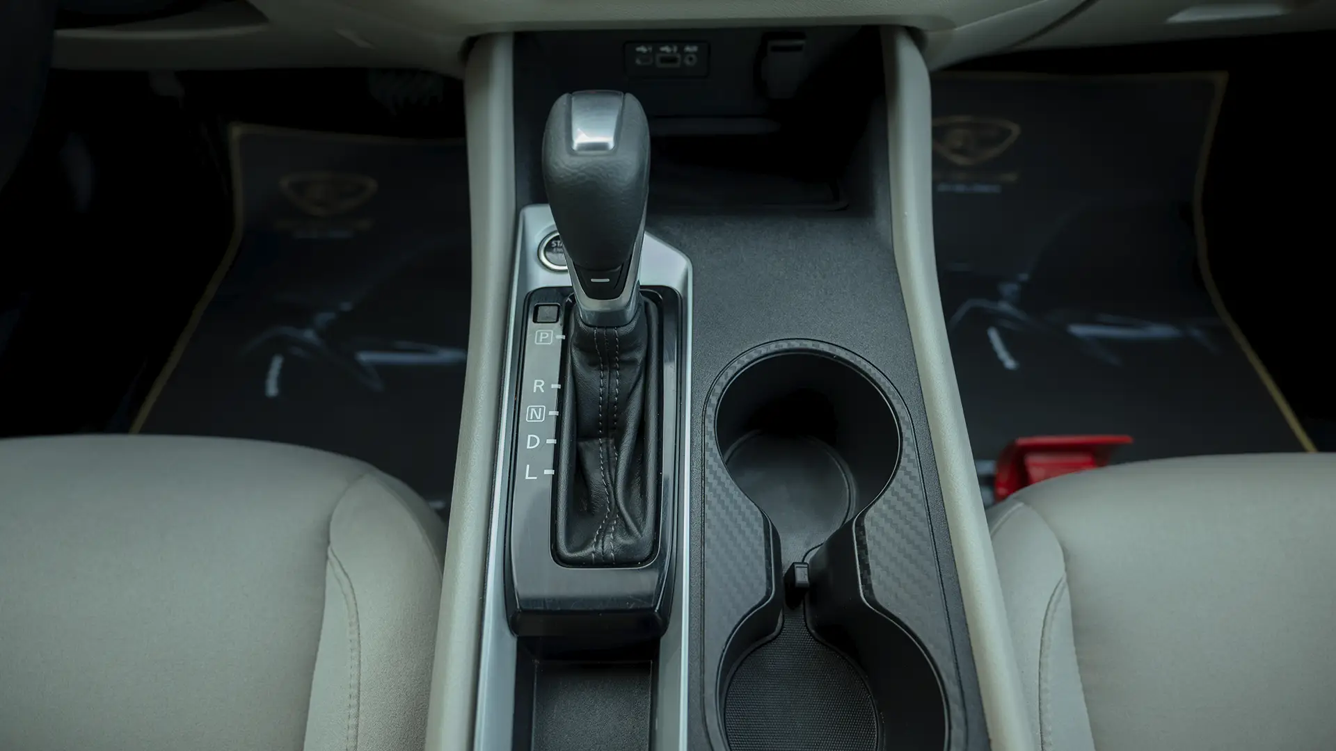 Used 2024 Nissan Altima S in Grey – Center Console & Gear Shifter