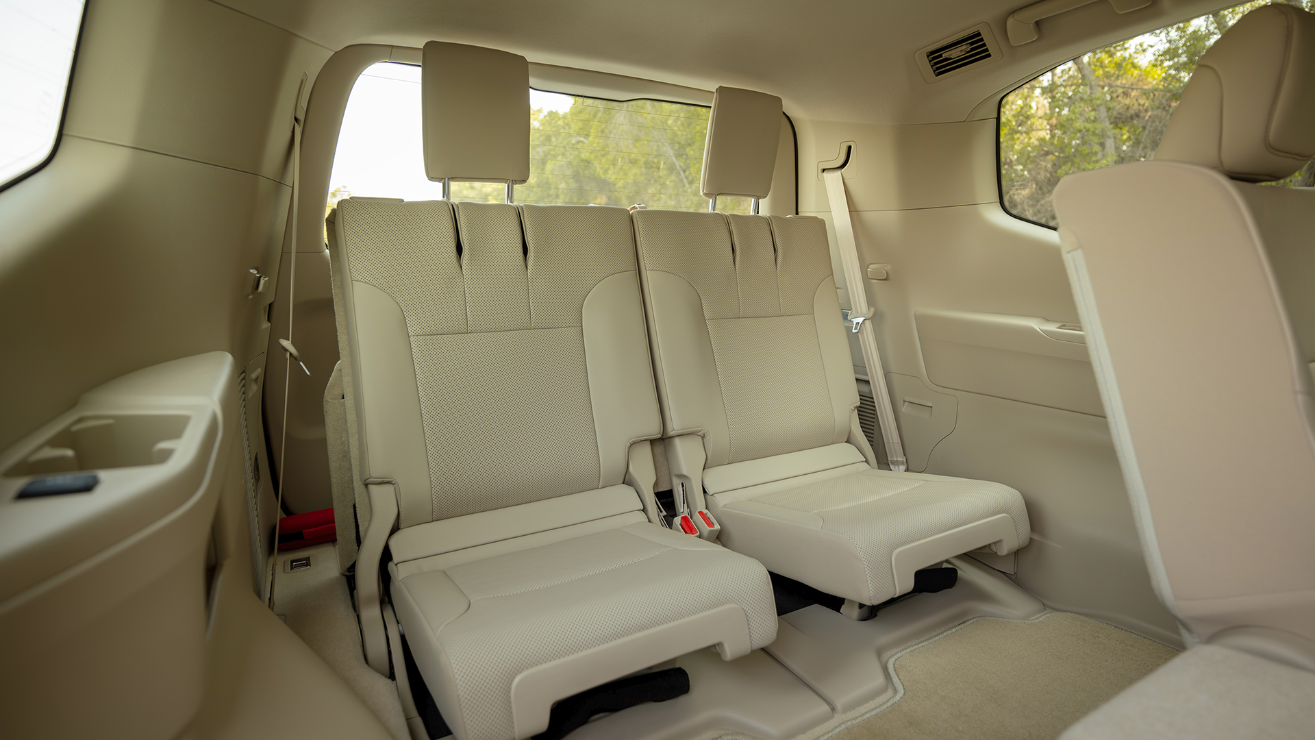 Used 2025 Toyota Land Cruiser GXR in White – Third Row Right Seat View for Sale at First Choice Cars Dubai Sharjah