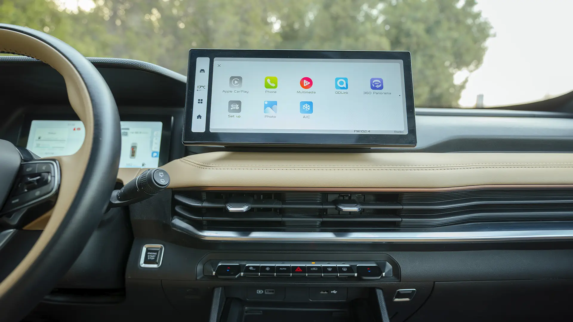 Used 2025 Geely Okavango GK in Black – Infotainment / Touchscreen System