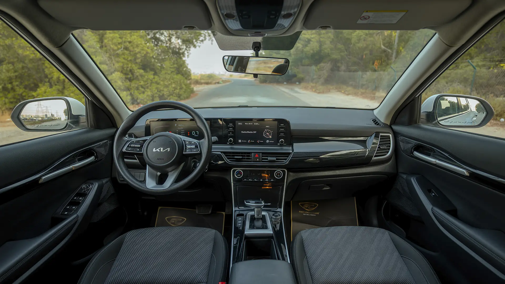Used 2024 Kia Seltos LX in White – Front Cabin / Dashboard Full View