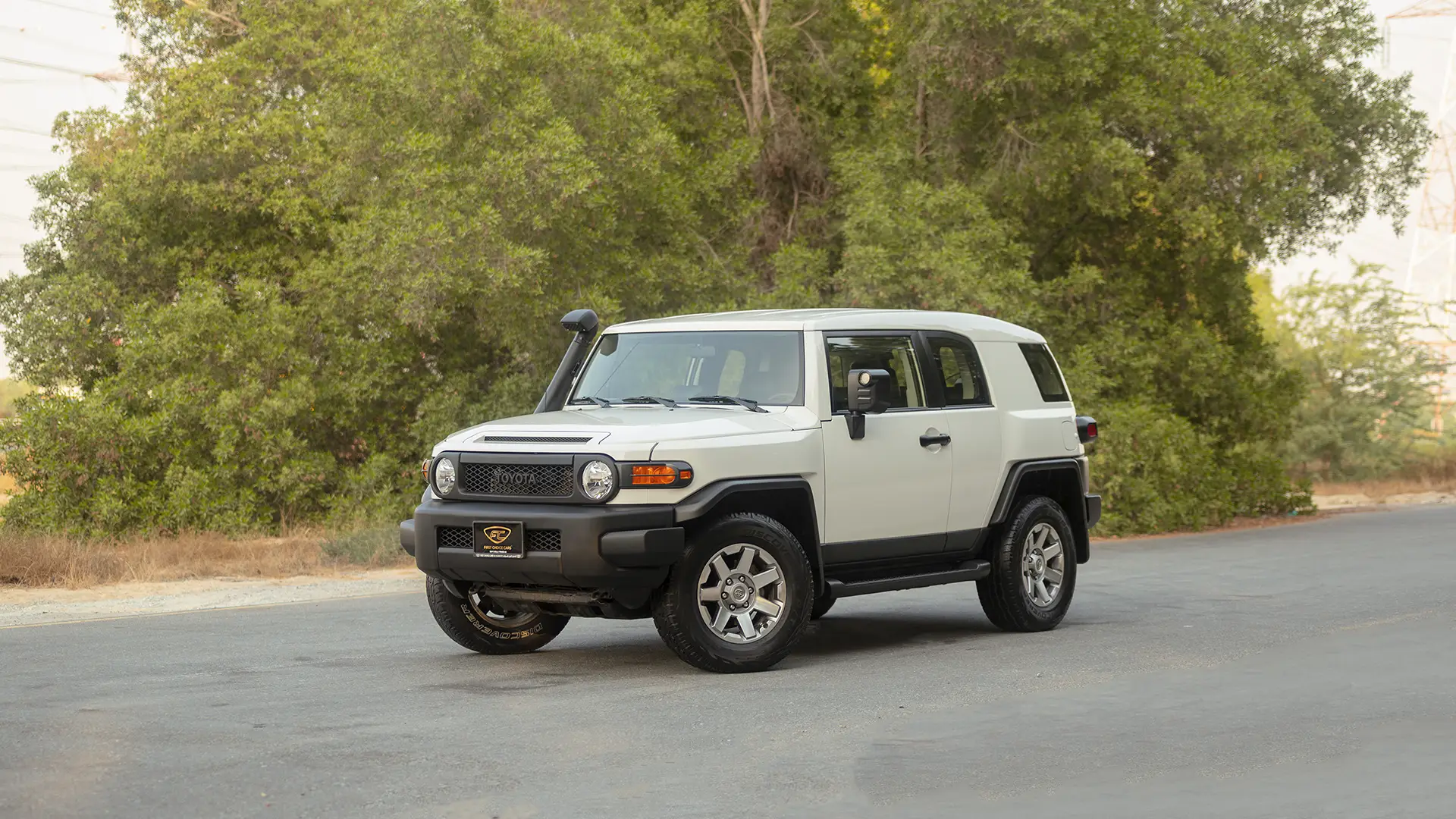 Used 2023 Toyota FJ Cruiser Gxr in White – Left Front Diagonal (45°) View