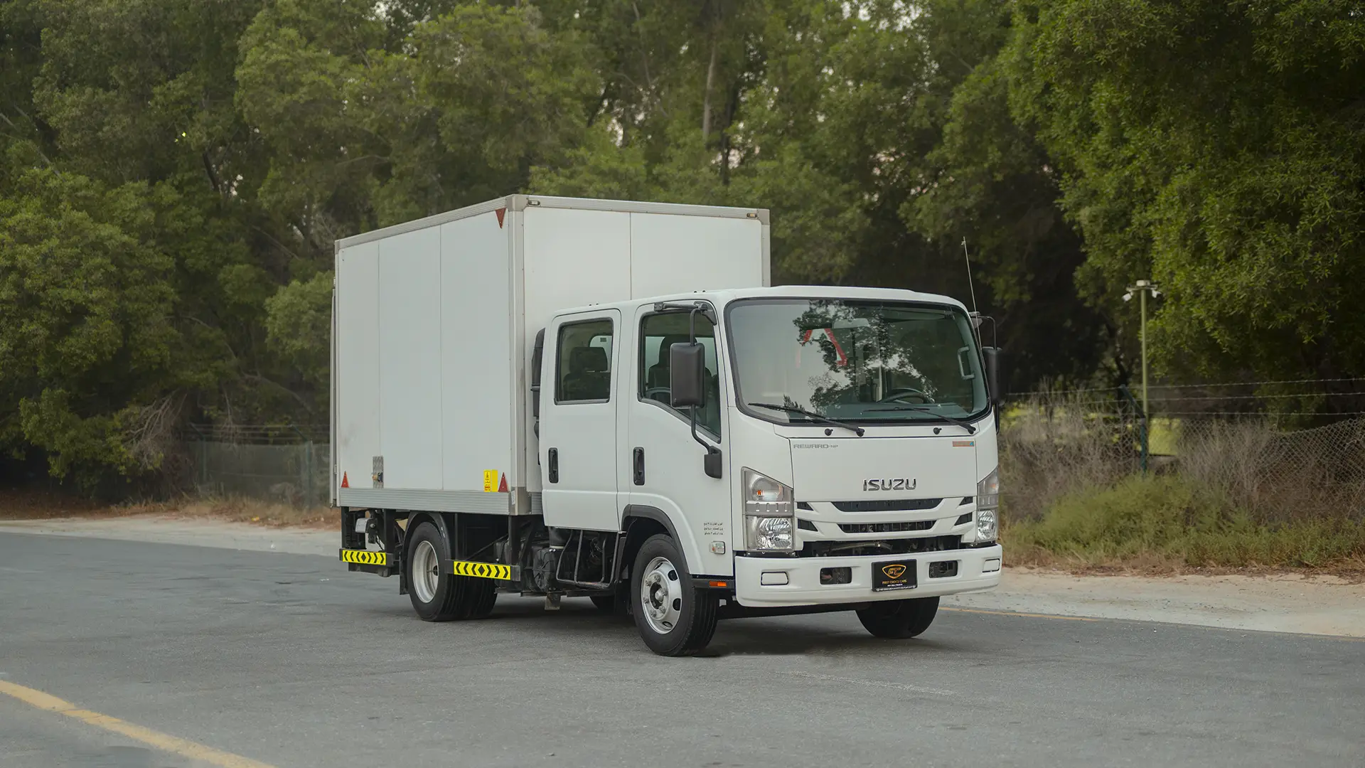 Used 2022 Isuzu N-Series NPR in White – Right Front Diagonal (45°) View