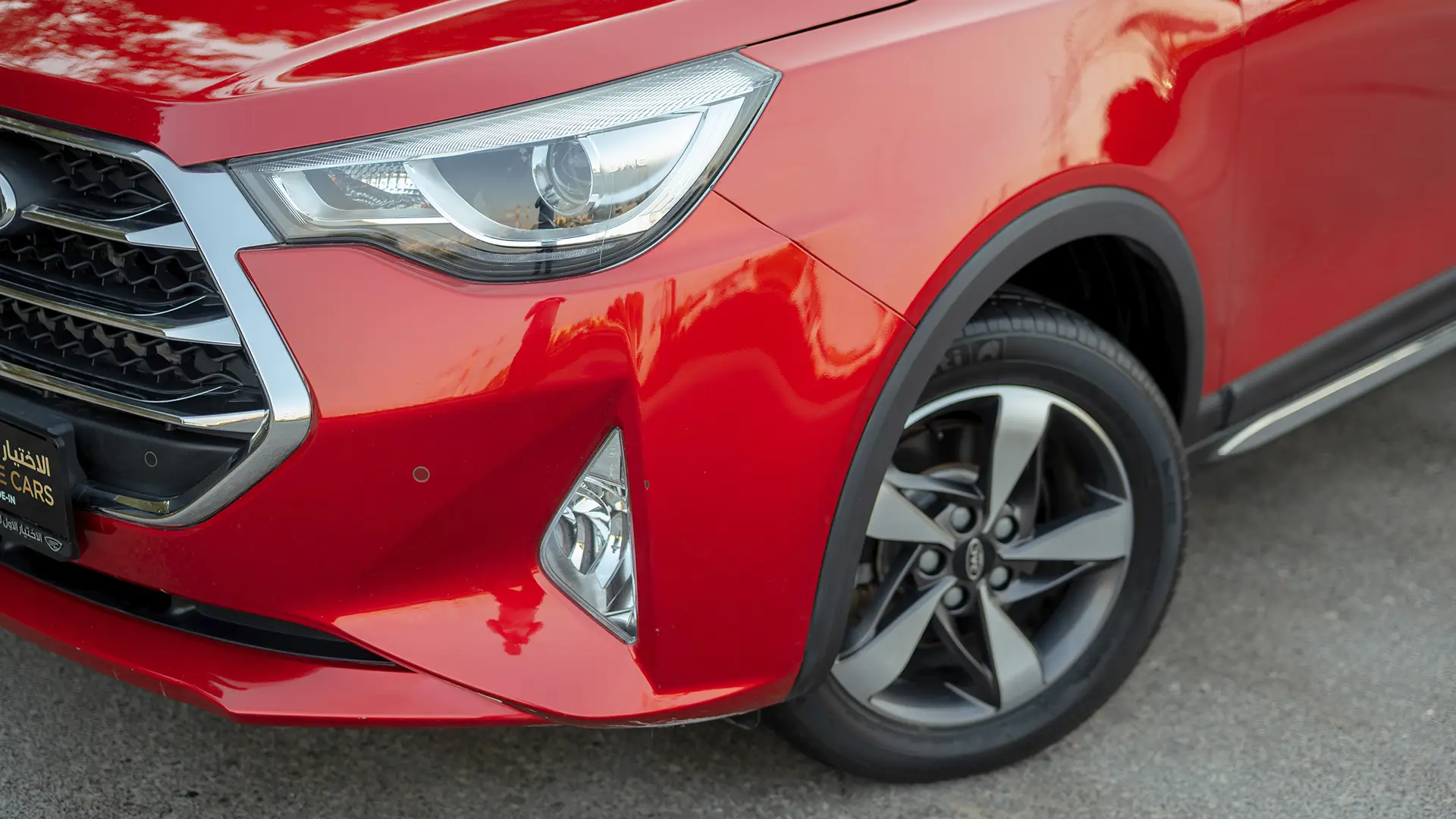 Used 2024 JAC S3 Luxury in Red – Headlight Close-up