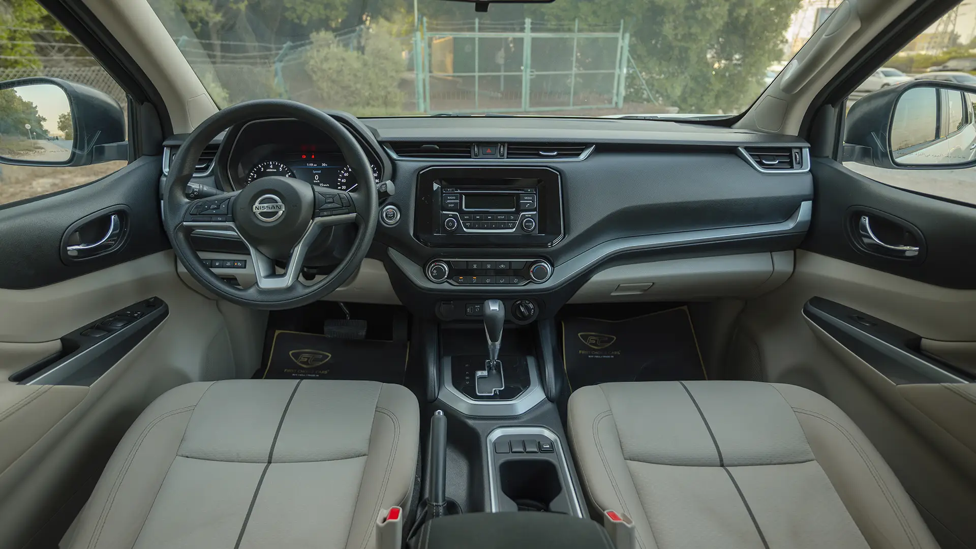 Used 2023 Nissan Xterra SE in White – Front Cabin / Dashboard Full View