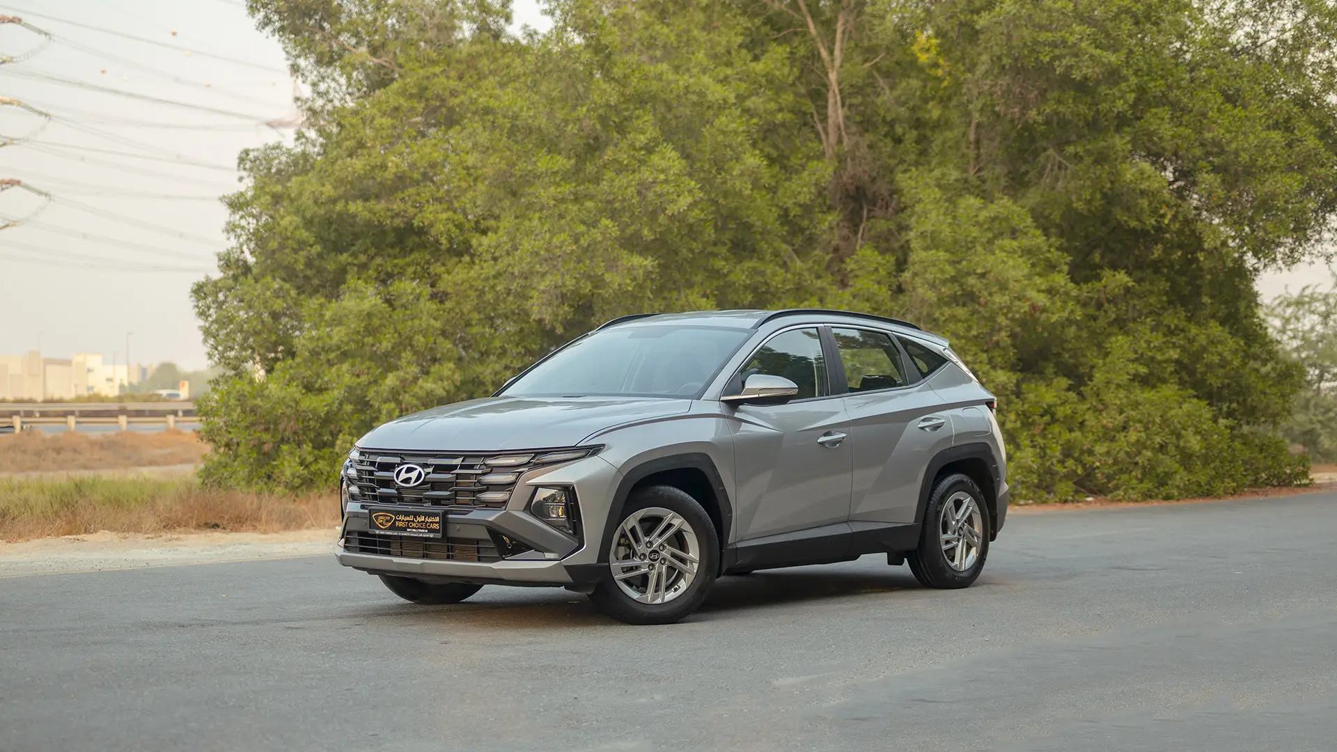 Used 2025 Hyundai Tucson Smart in Silver – Left Front Diagonal (45°) View