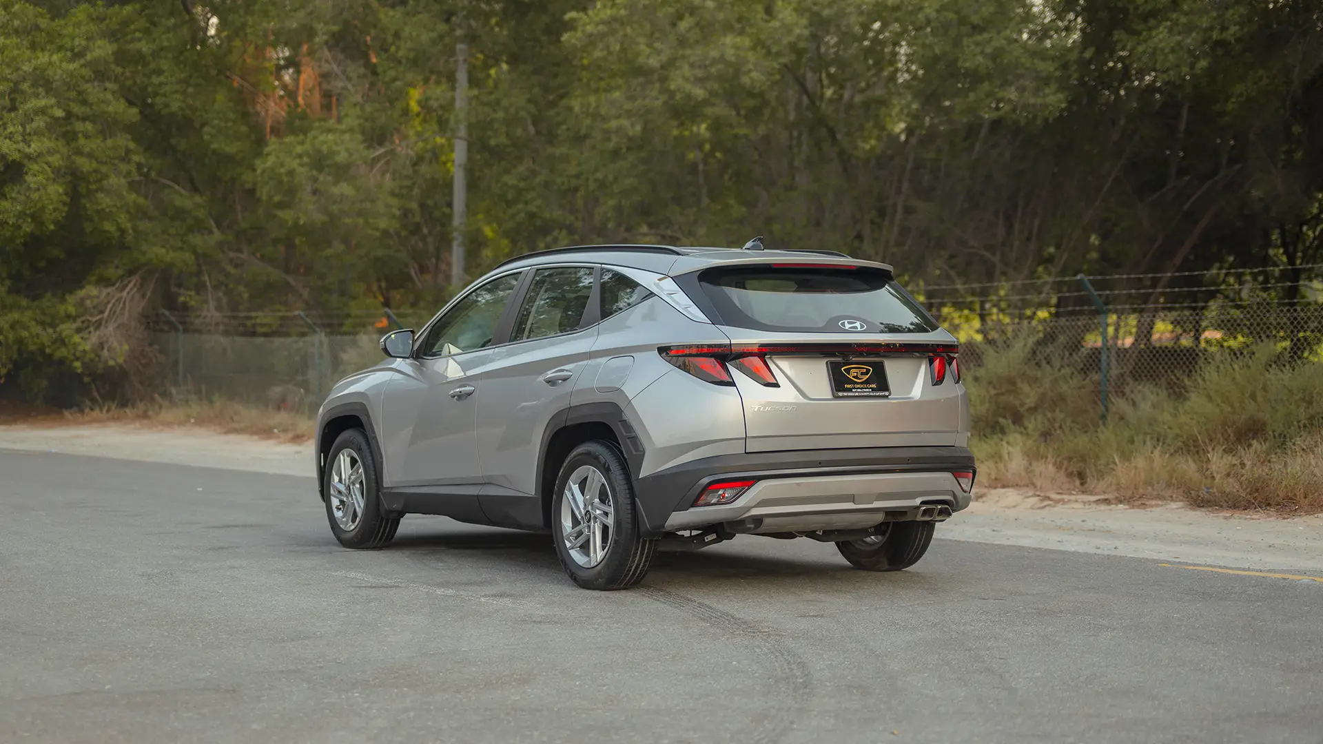Used 2025 Hyundai Tucson Smart in Silver – Left Back Diagonal (45°) View