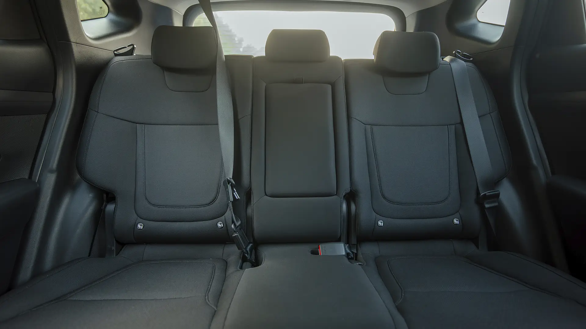 Used 2025 Hyundai Tucson Smart in Silver – Rear Seat View