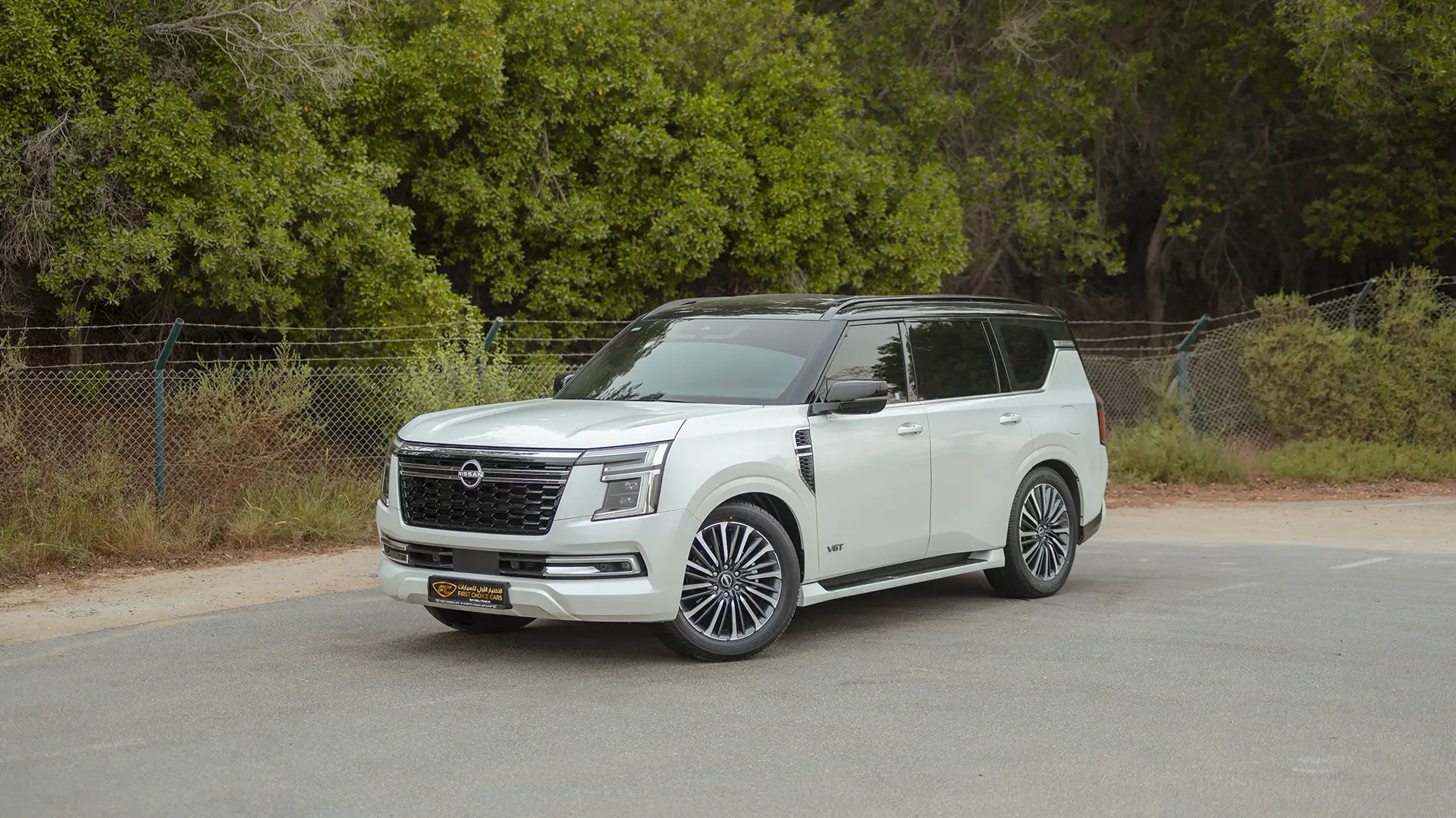 Used 2026 Nissan Patrol LE Platinum City in White – Left Front Diagonal (45°) View