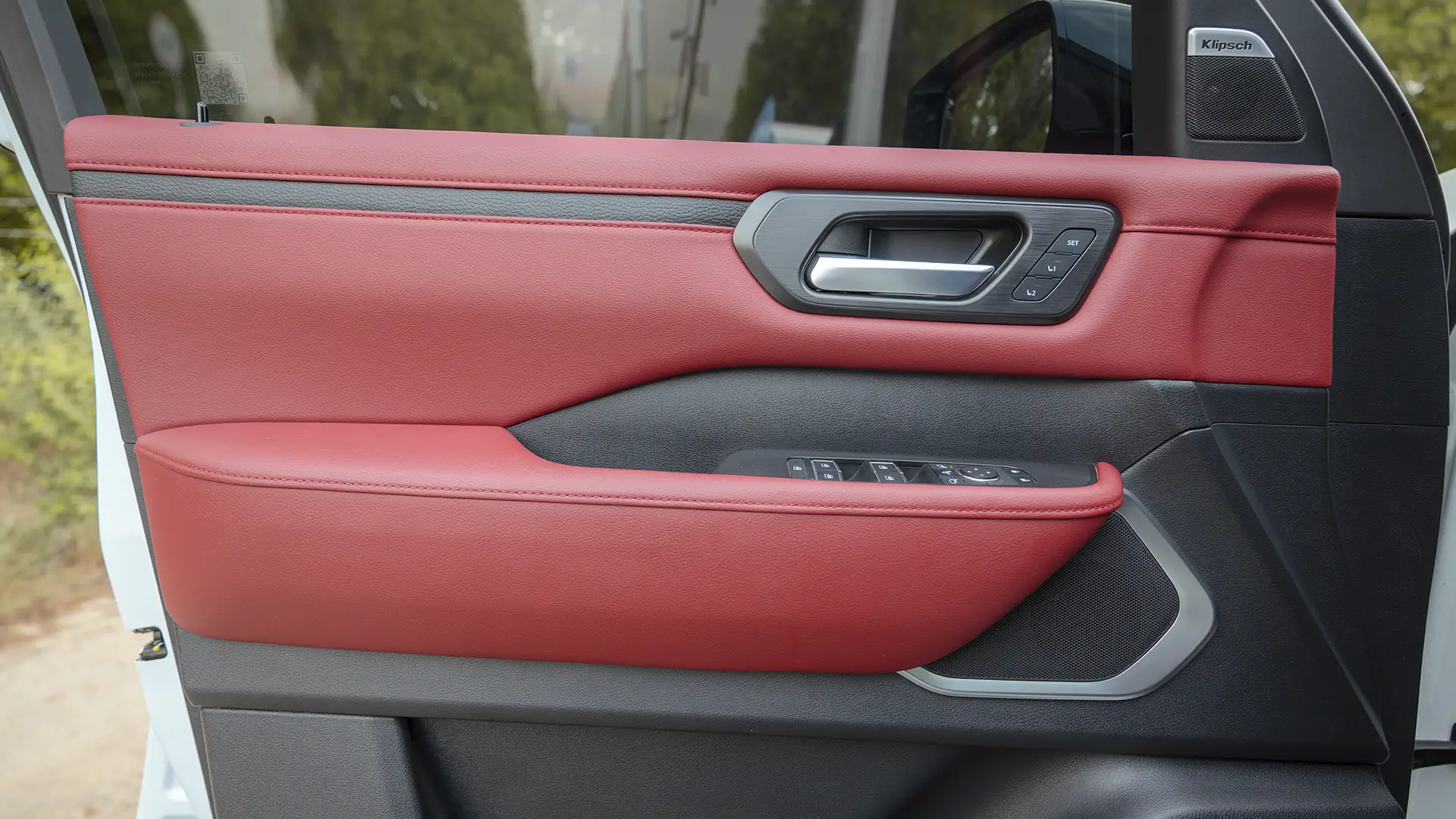 Used 2026 Nissan Patrol LE Platinum City in White – Driver Door Panel Full View